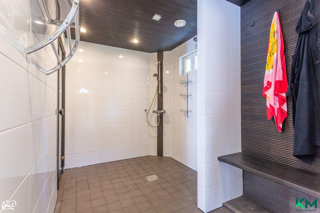 Putkistonniementie 6, Vaihmala, Lempäälä