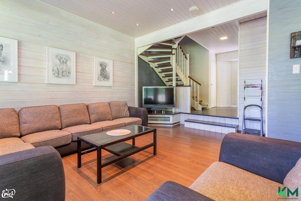 Putkistonniementie 6, Vaihmala, Lempäälä