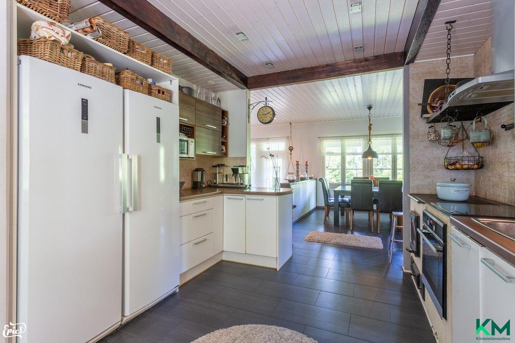 Putkistonniementie 6, Vaihmala, Lempäälä