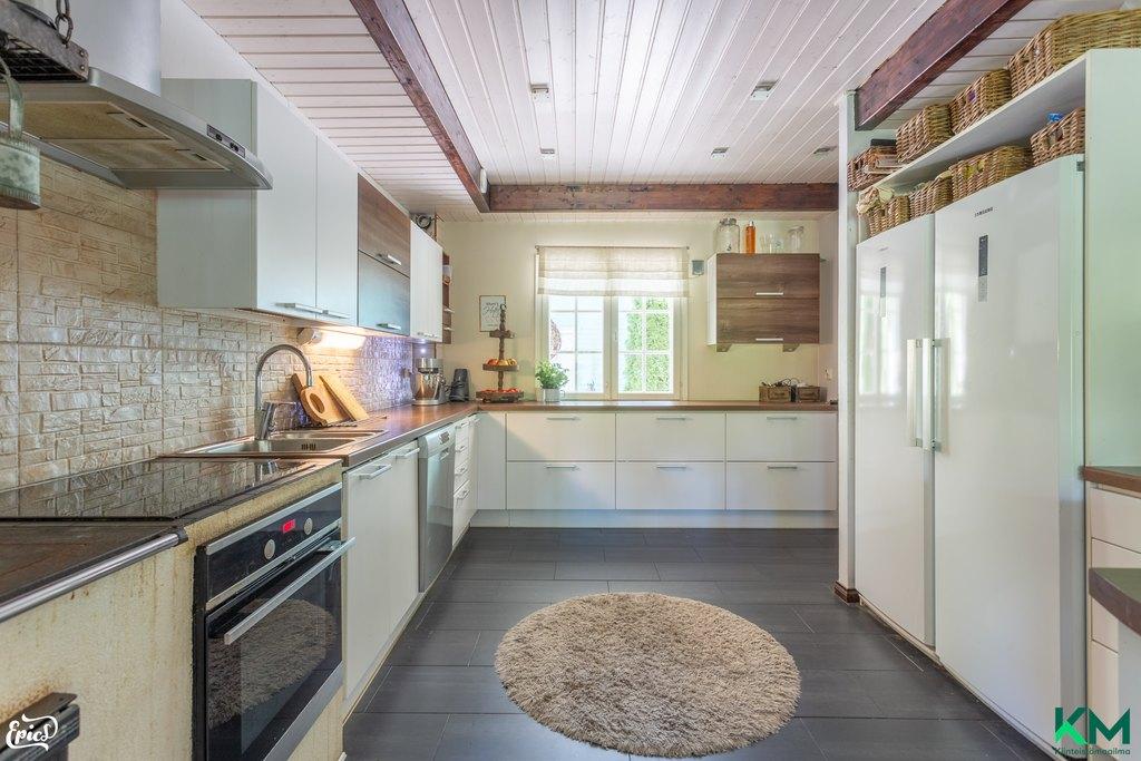 Putkistonniementie 6, Vaihmala, Lempäälä