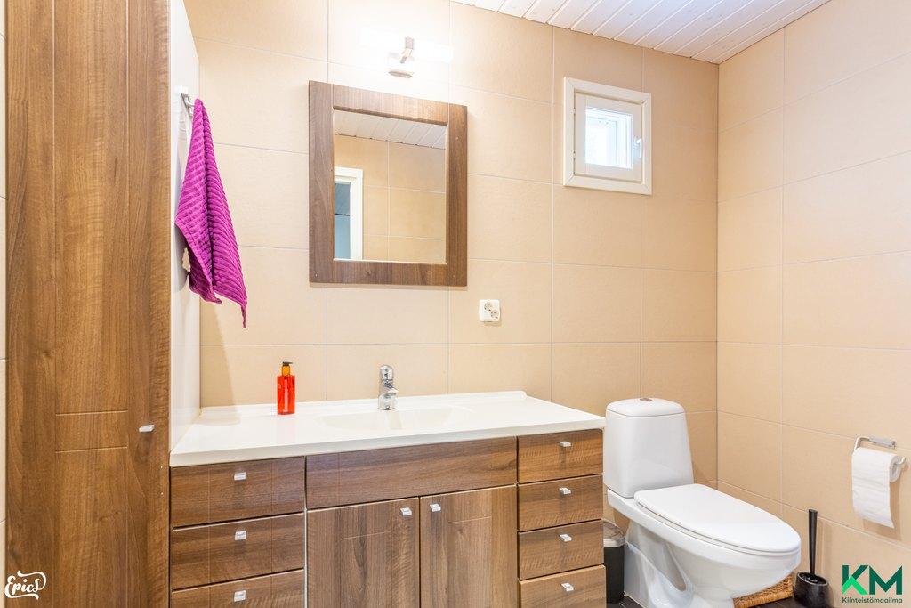 Putkistonniementie 6, Vaihmala, Lempäälä