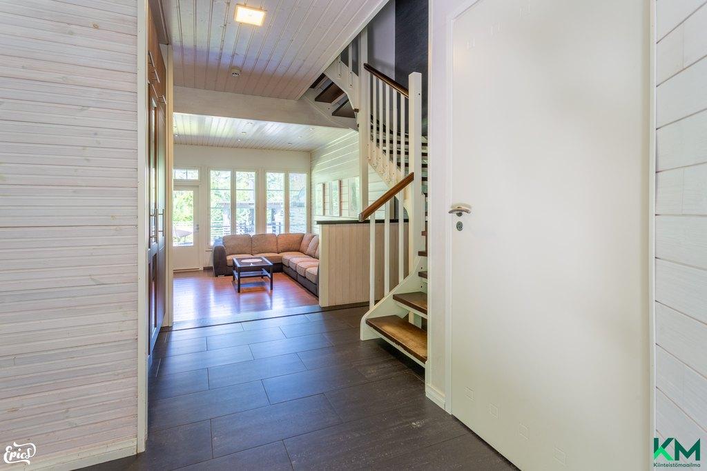 Putkistonniementie 6, Vaihmala, Lempäälä