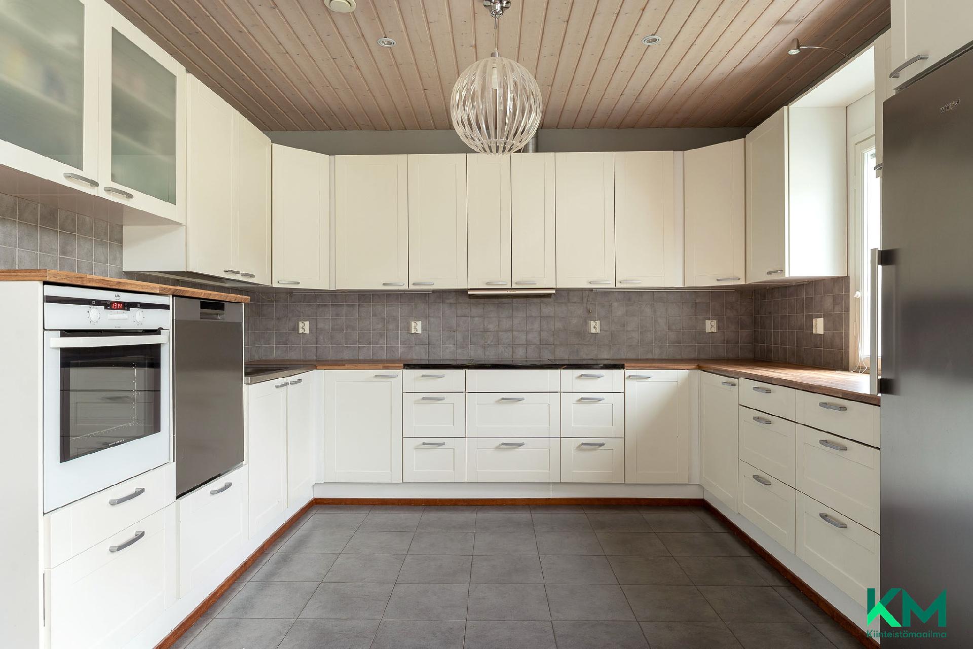 Luukkaalantie 168, Liuksiala, Kangasala