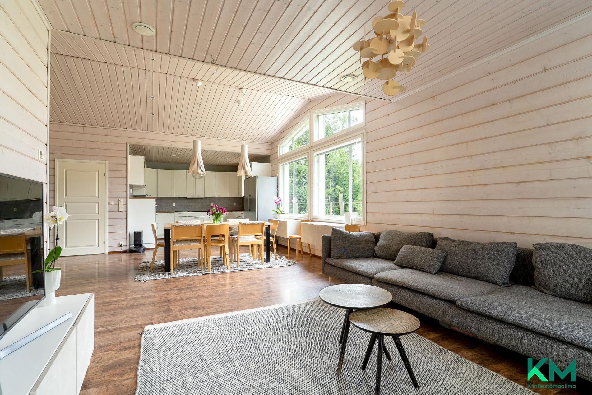 Luukkaalantie 168, Liuksiala, Kangasala