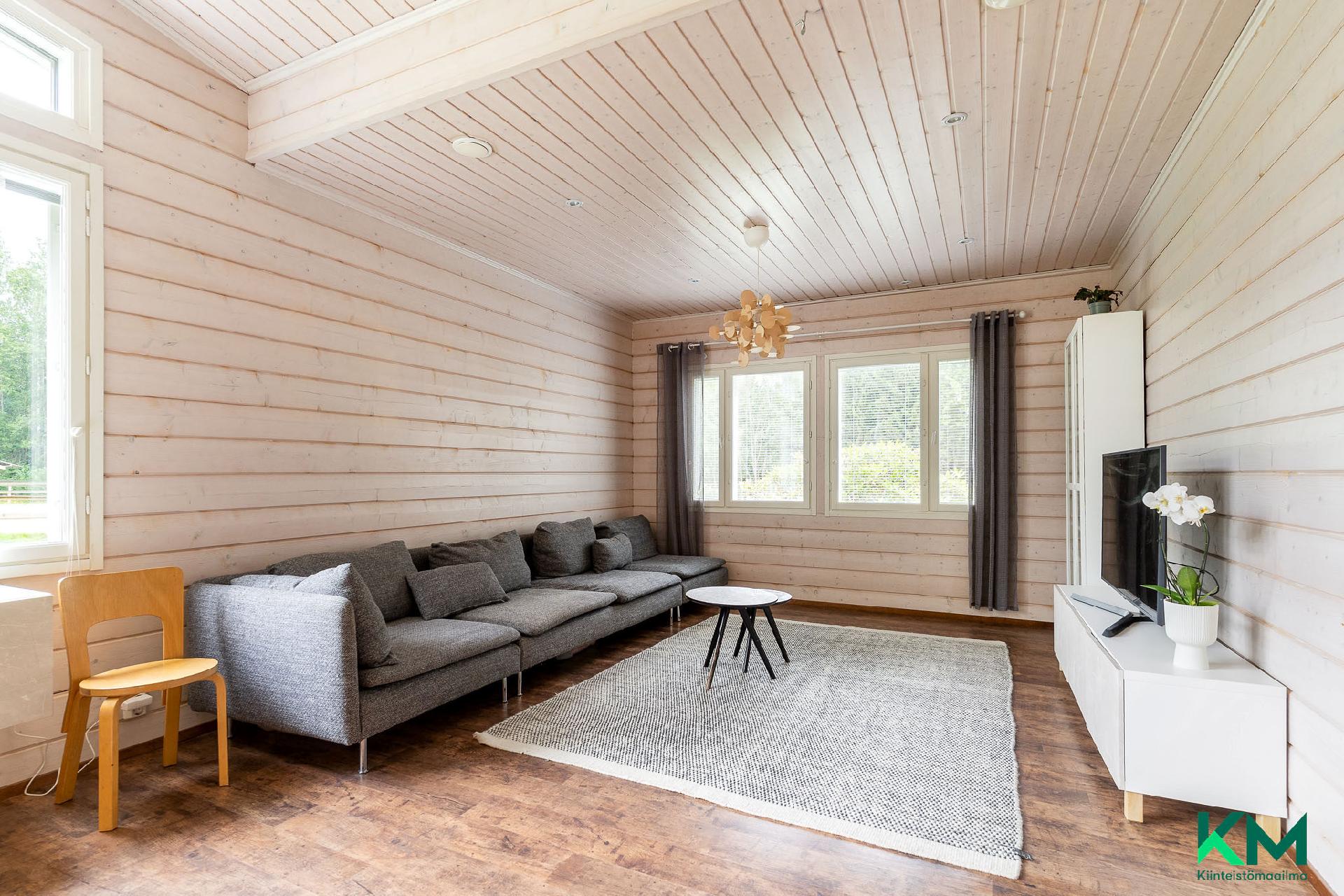 Luukkaalantie 168, Liuksiala, Kangasala