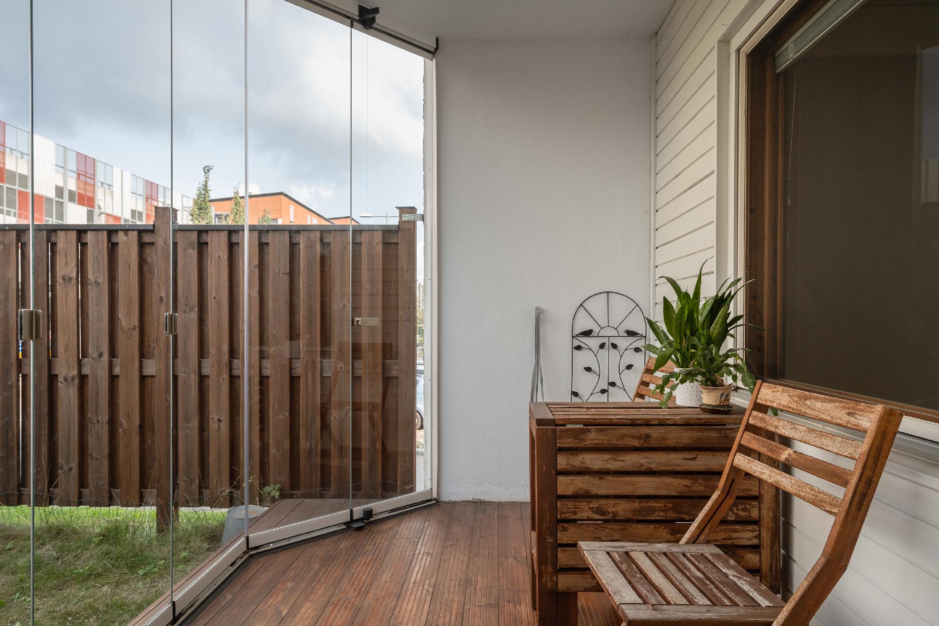 Komentajankatu 8, Perkkaa, Espoo