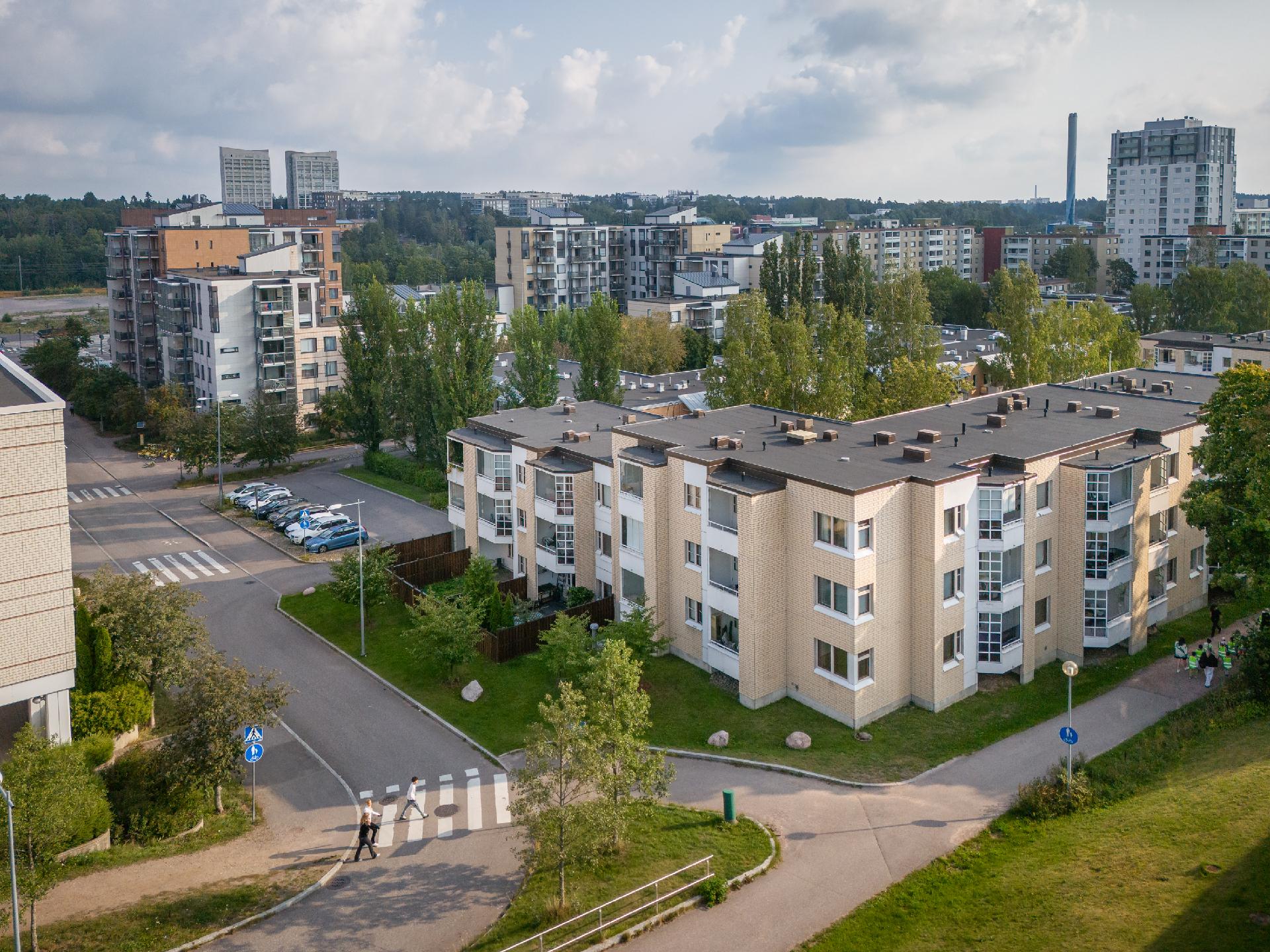 Komentajankatu 8, Perkkaa, Espoo