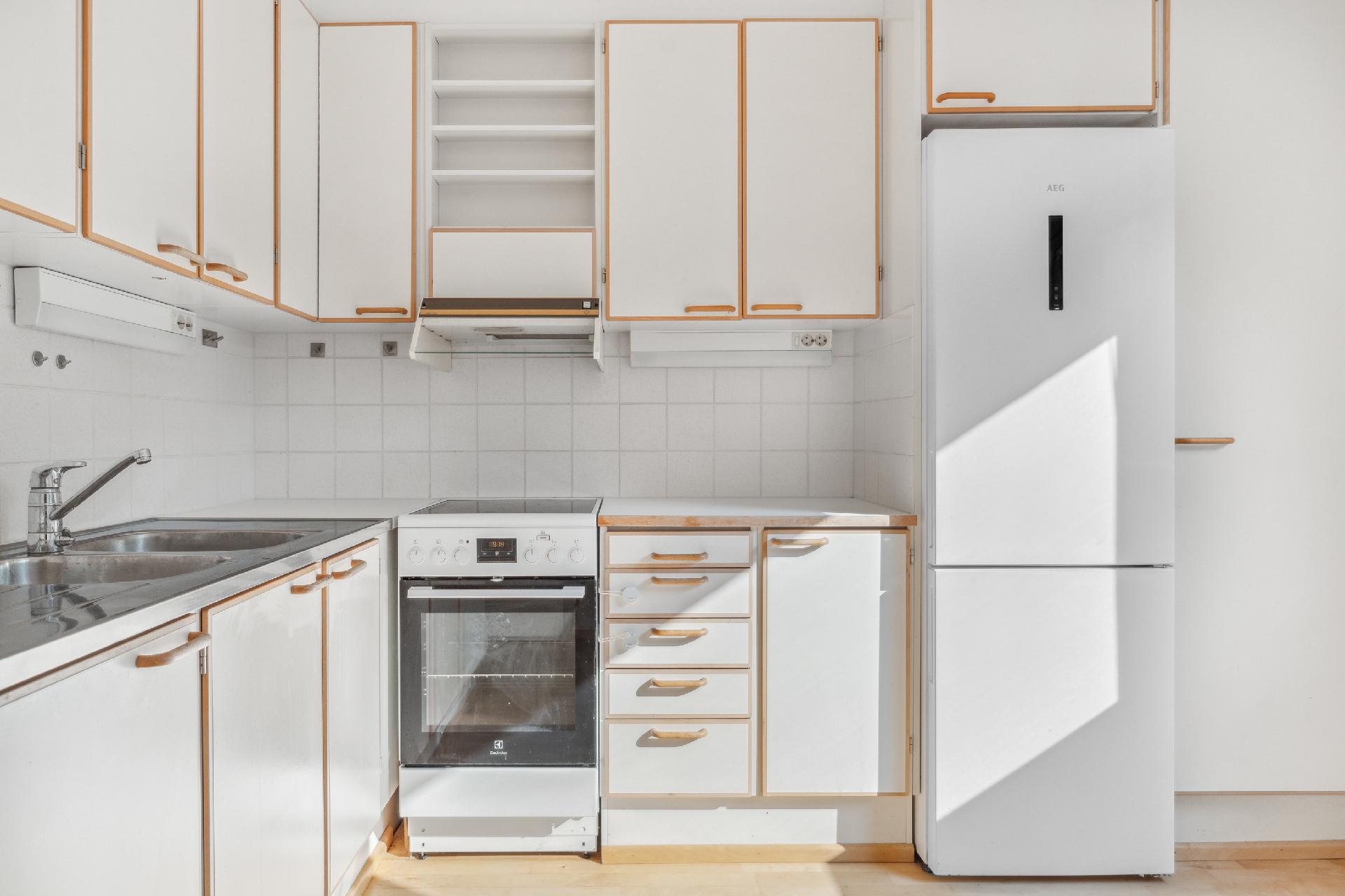 Komentajankatu 8, Perkkaa, Espoo