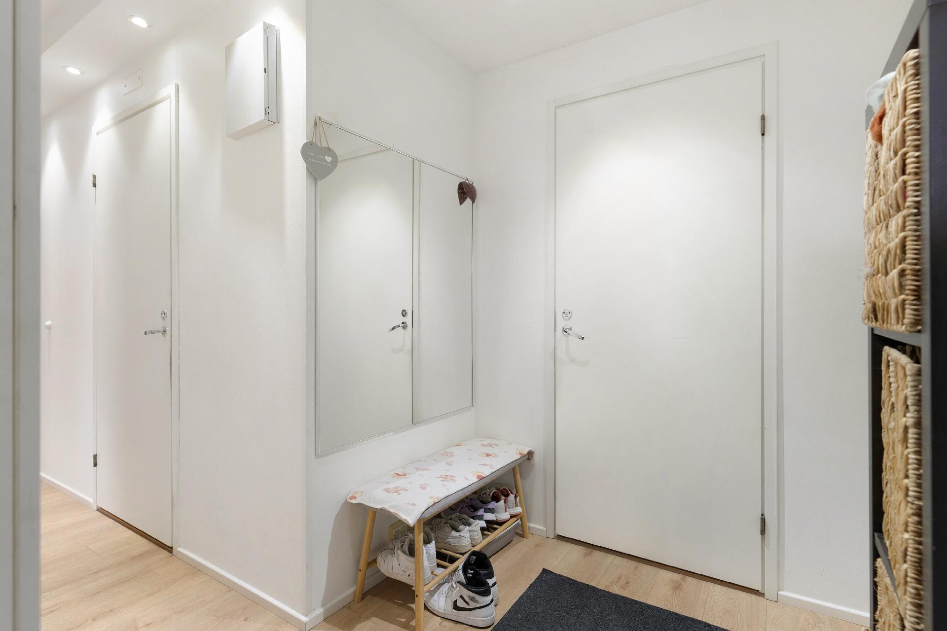 Meri-Rastilan tie 15, Vuosaari, Helsinki