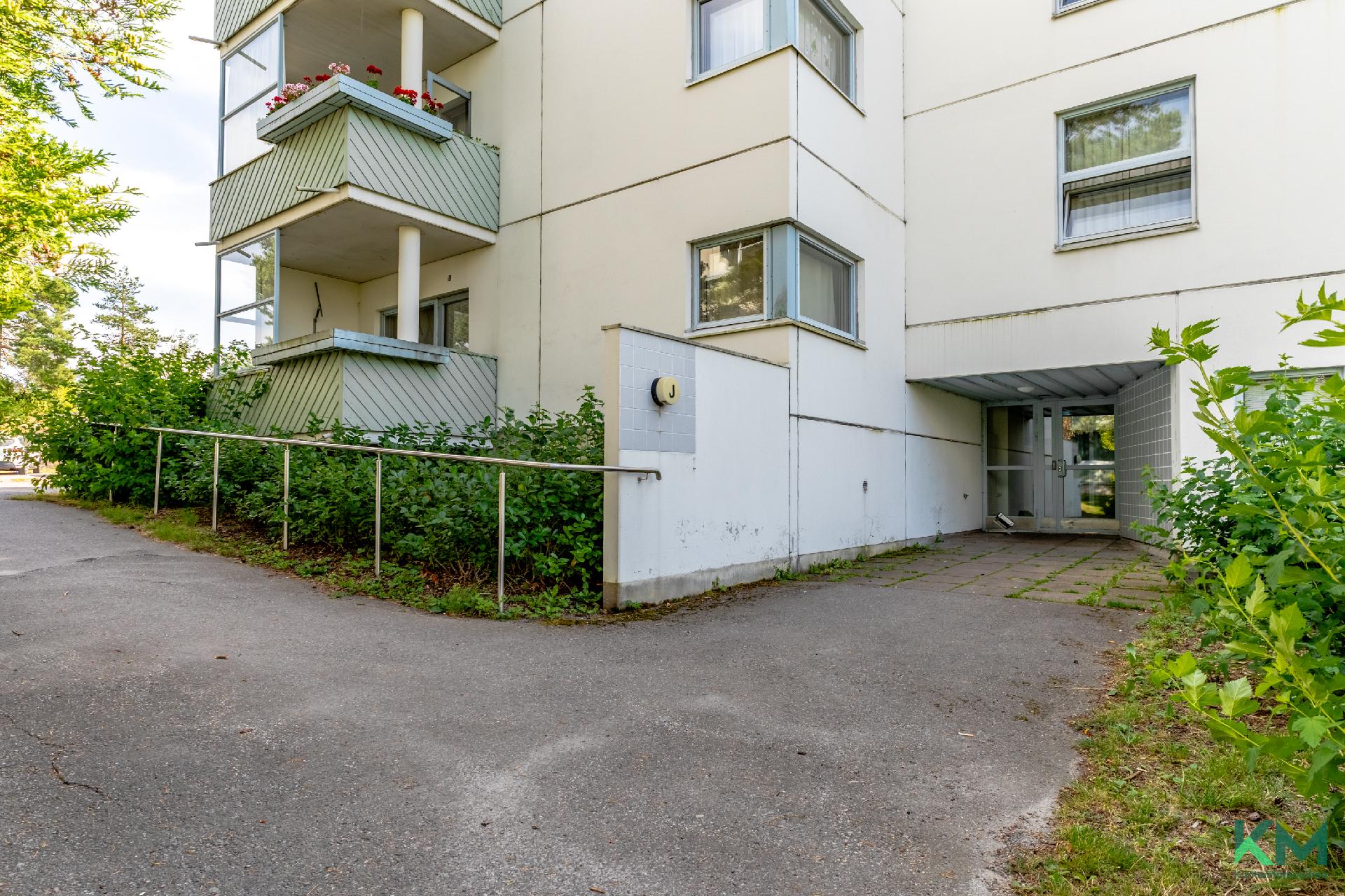 Meri-Rastilan tie 15, Vuosaari, Helsinki