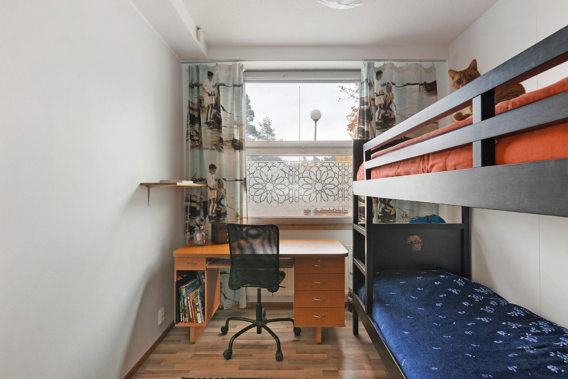 Meri-Rastilan tie 15, Vuosaari, Helsinki