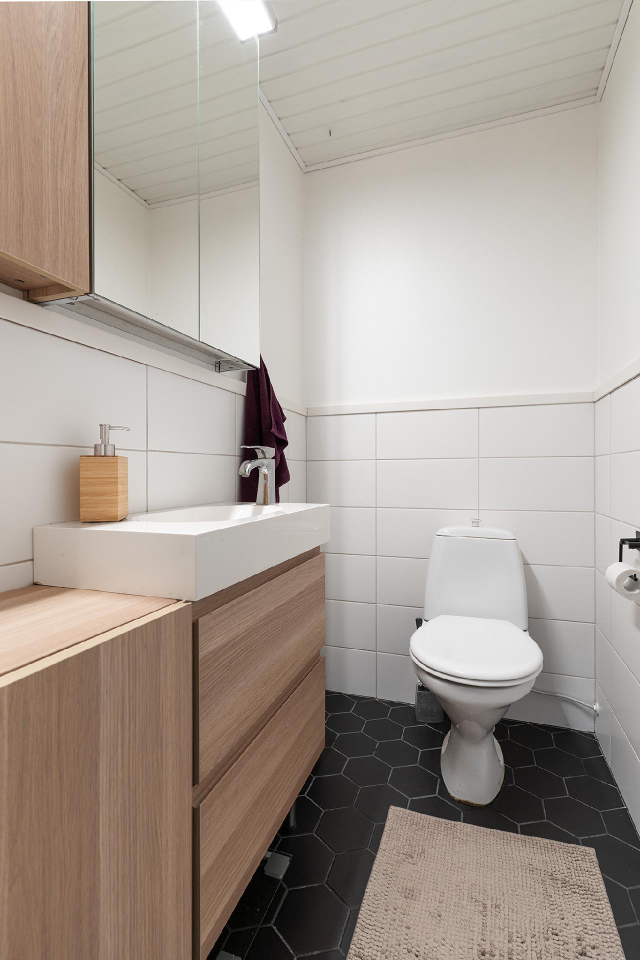 Lassinlinnankatu 8, Olkahinen, Tampere