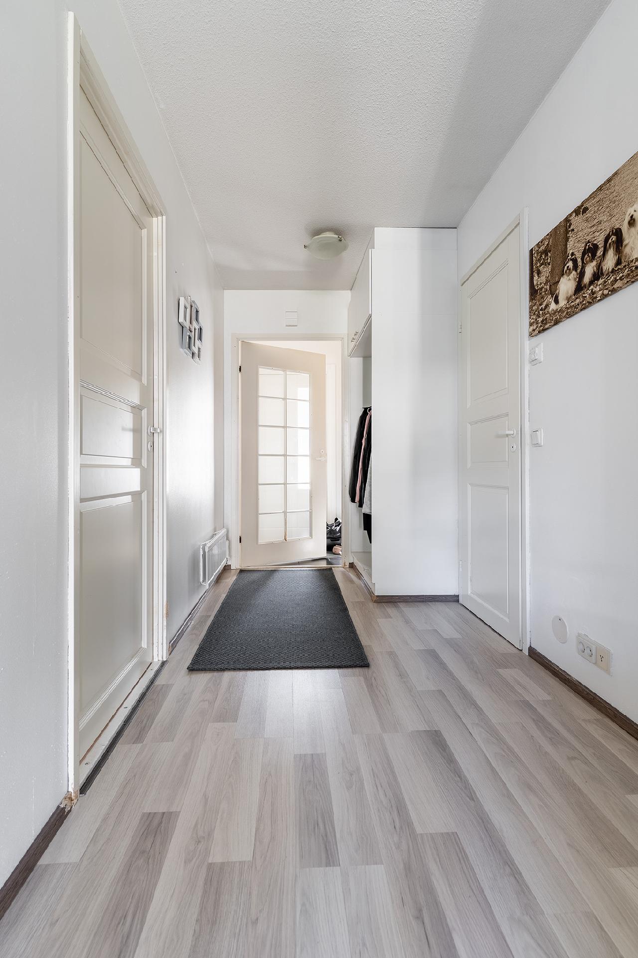 Lassinlinnankatu 8, Olkahinen, Tampere