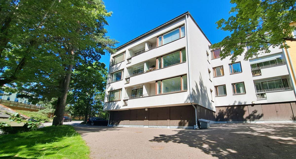 julkisivu