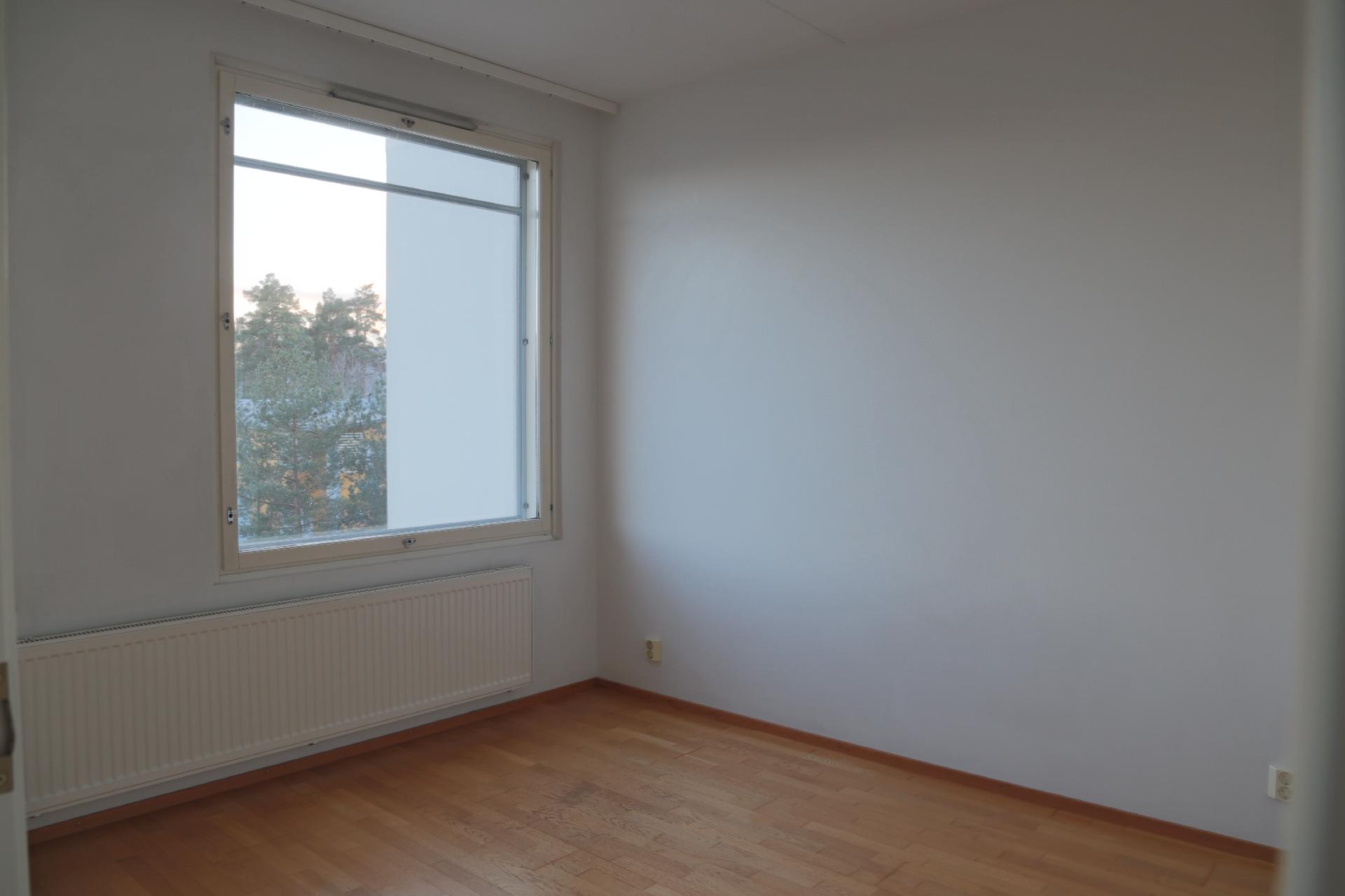 Leikosaarentie 27, Aurinkolahti, Helsinki