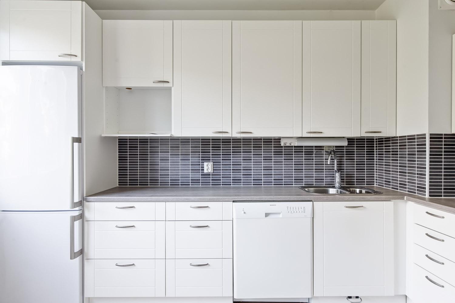 Lielahdenkatu 27, Lentävänniemi, Tampere