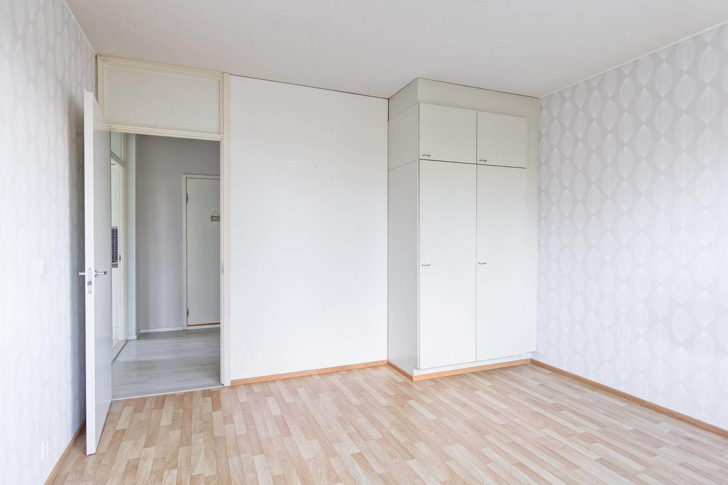 Lielahdenkatu 27, Lentävänniemi, Tampere