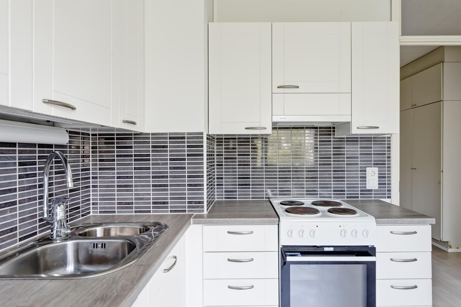 Lielahdenkatu 27, Lentävänniemi, Tampere