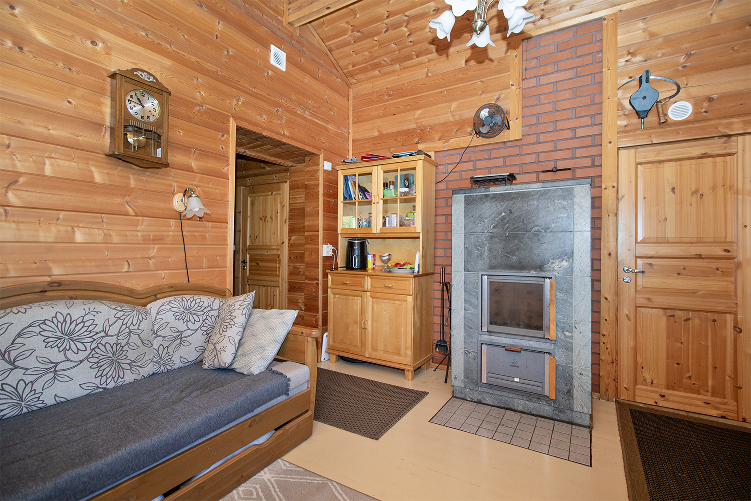 Hoikantie 60b, Tuusjärvi, Tuusniemi