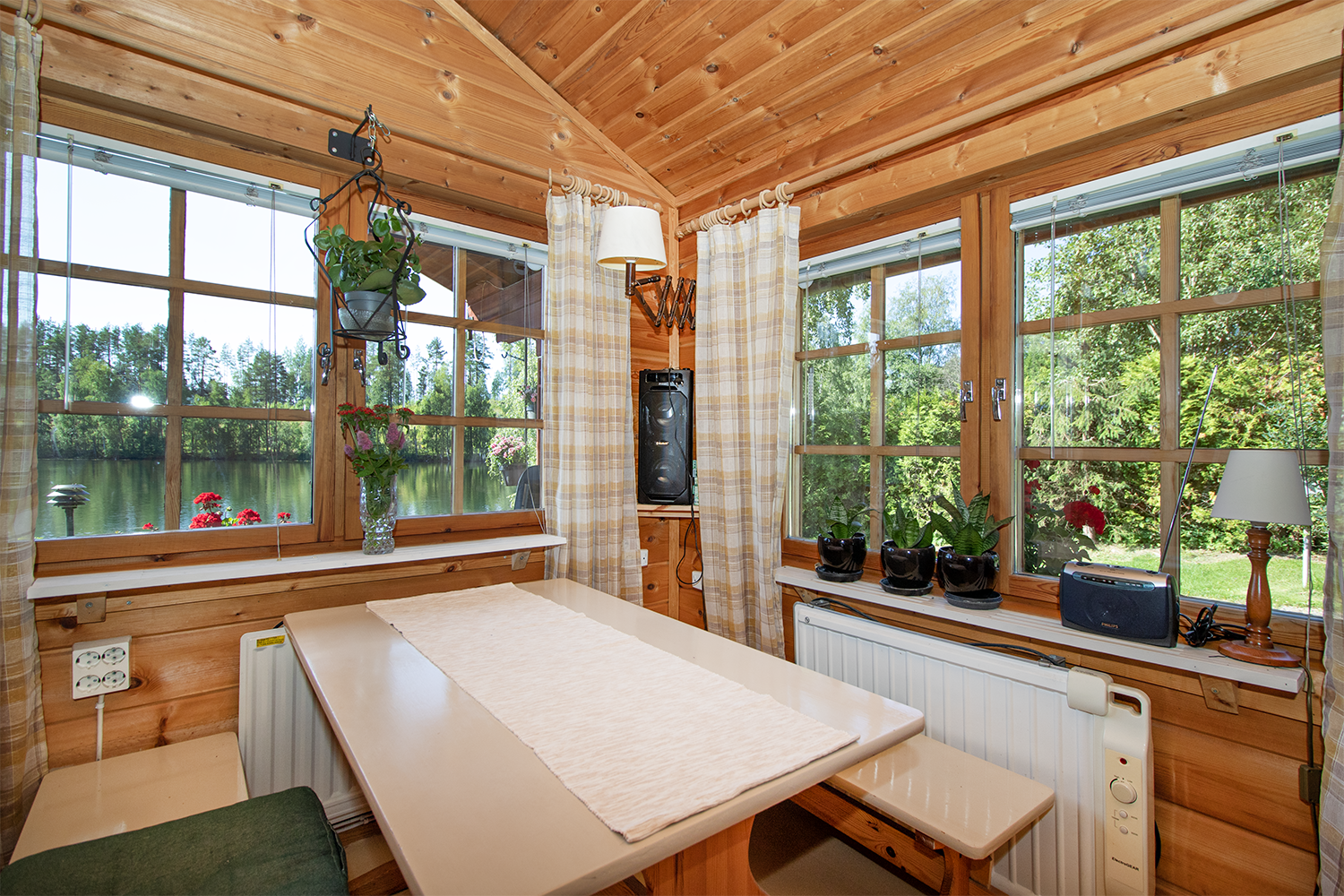 Hoikantie 60b, Tuusjärvi, Tuusniemi