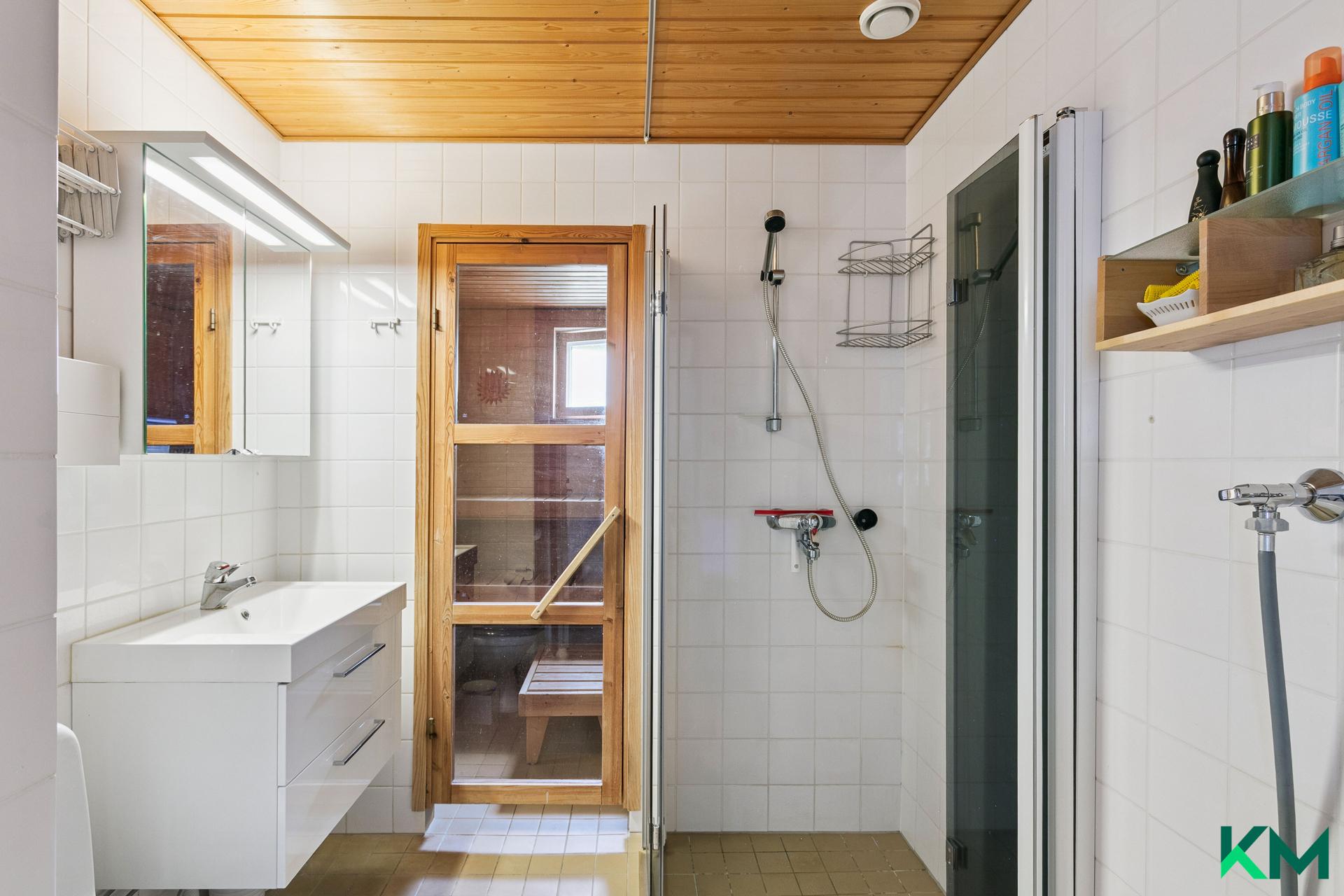 Strömsinlahdenkuja 2, Roihuvuori, Helsinki