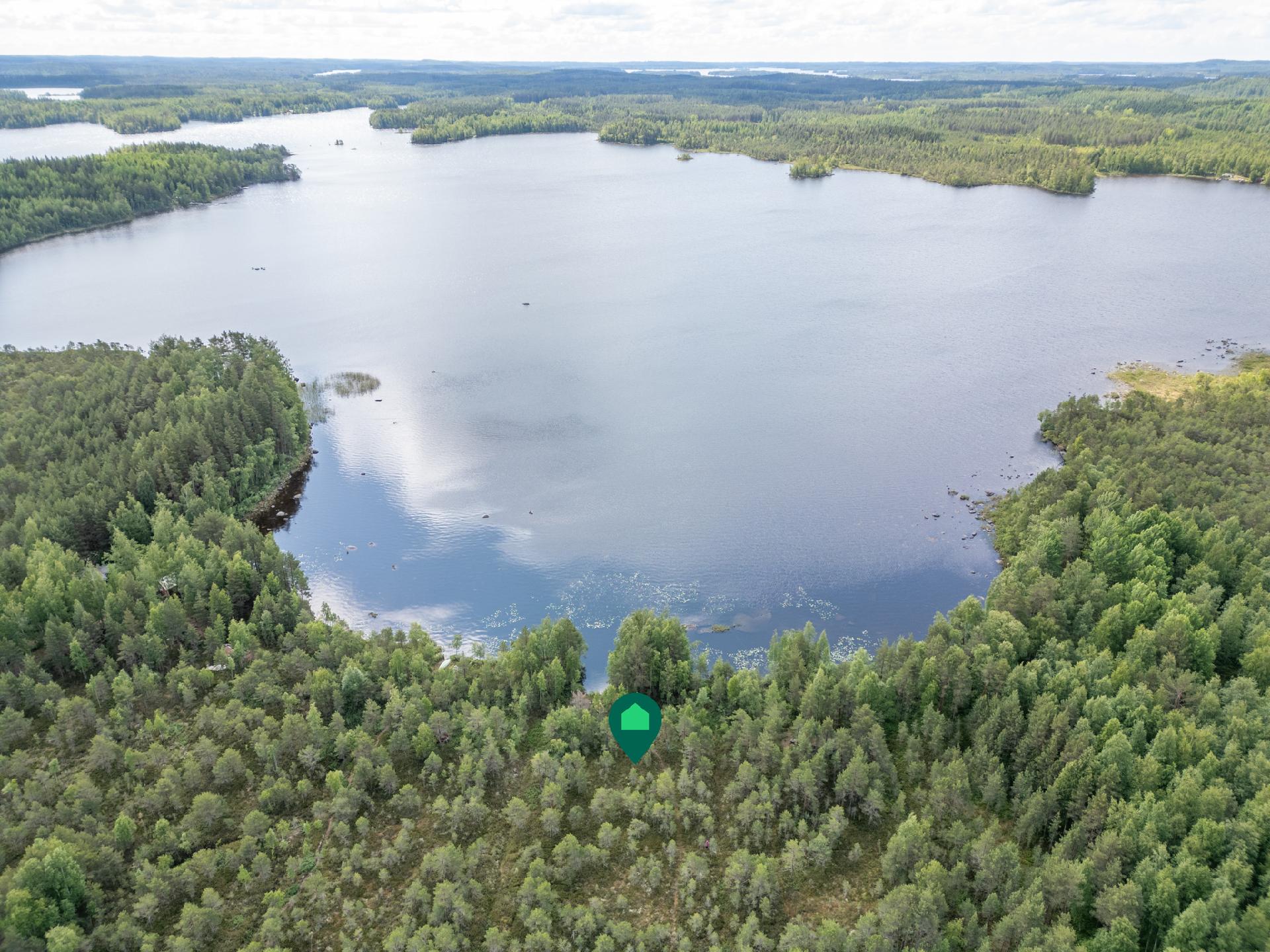 Varasniementie 15, Hirvensalmi