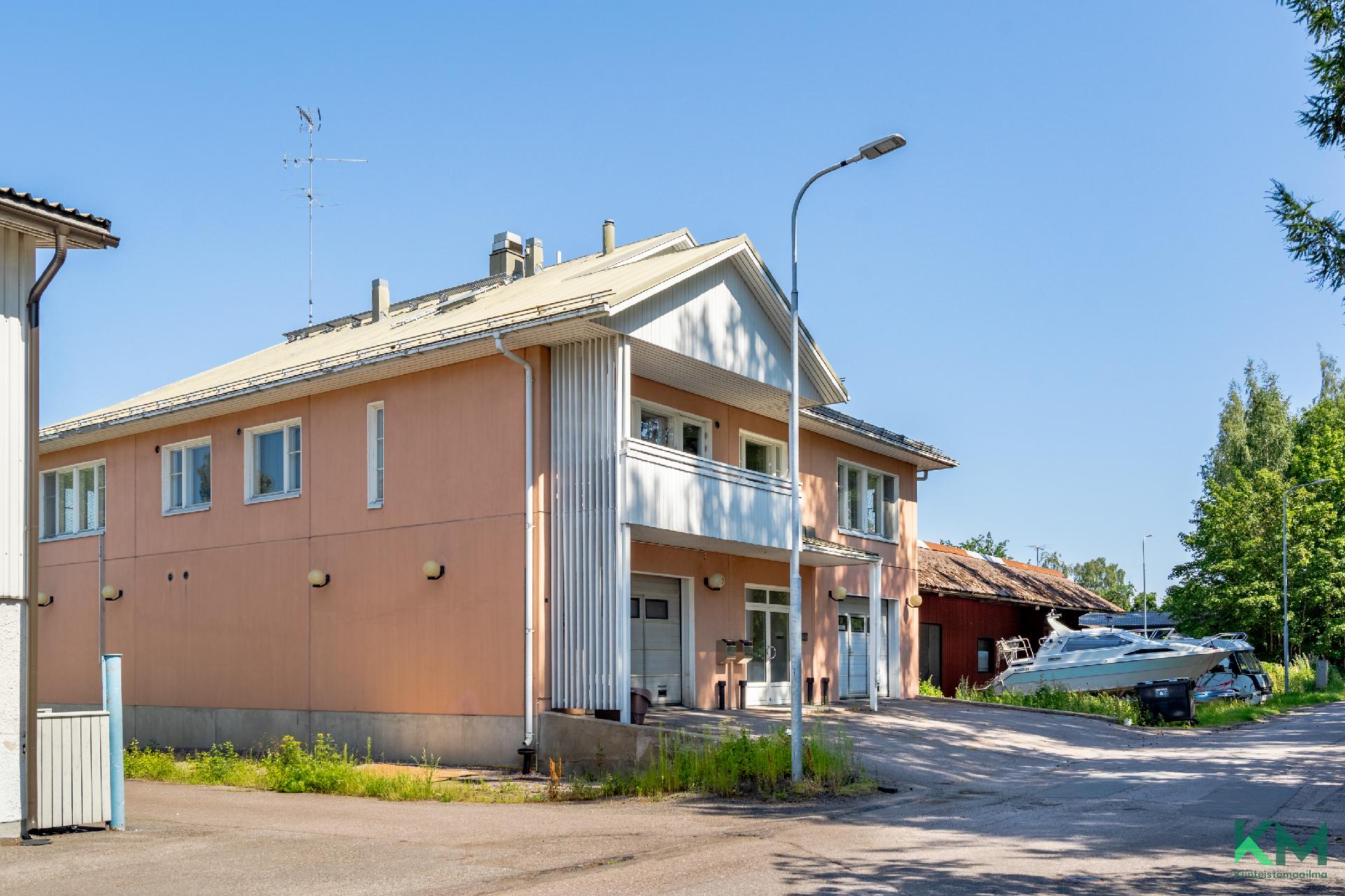 Oraspolku 7, Itä-Pakila, Helsinki