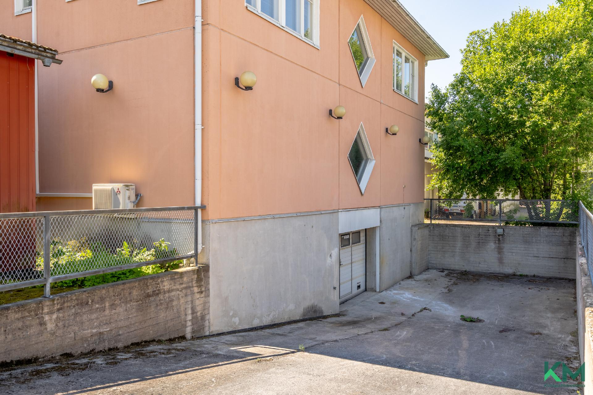 Oraspolku 7, Itä-Pakila, Helsinki