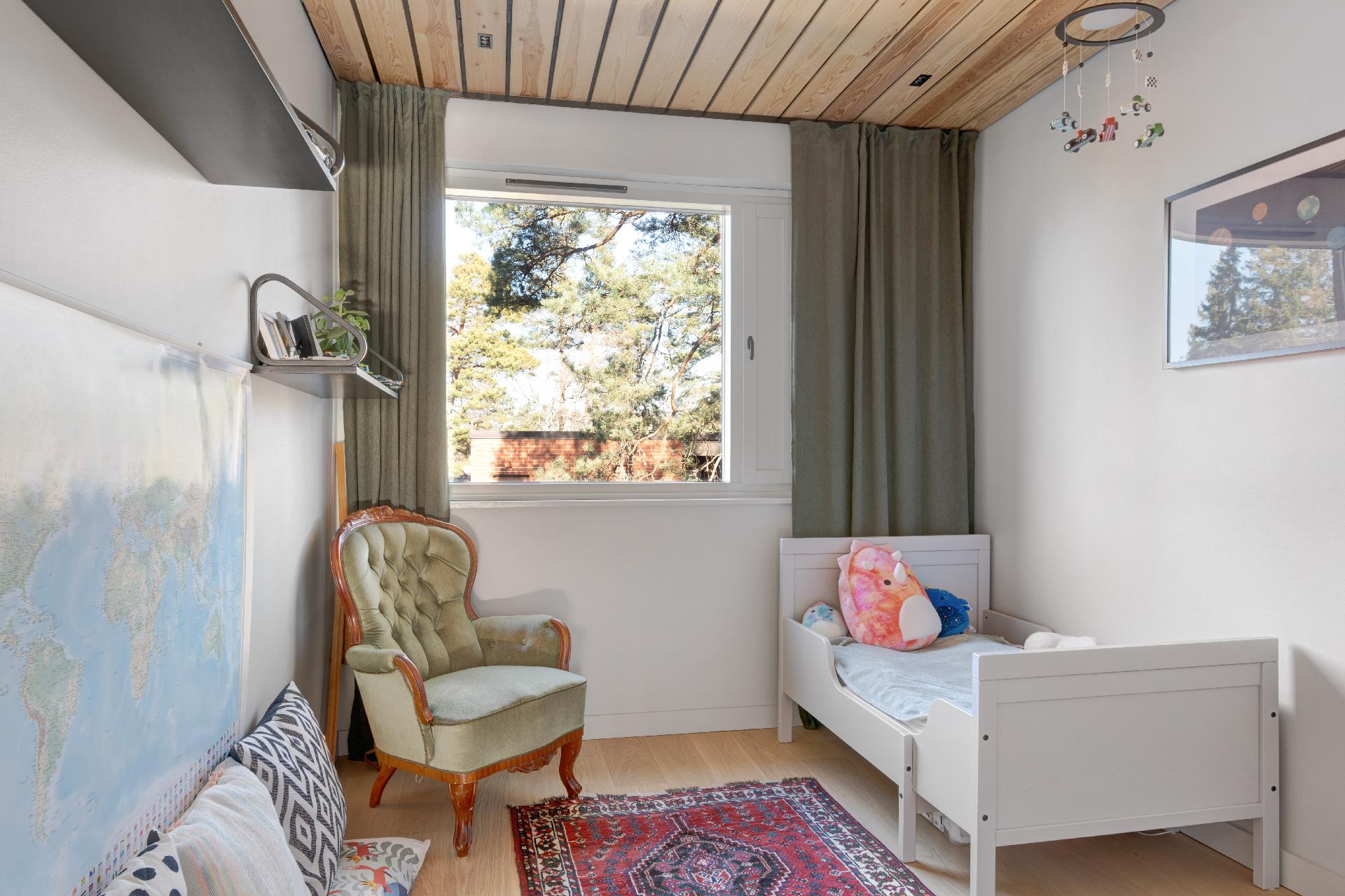 Kavallintie 25, Kauniainen