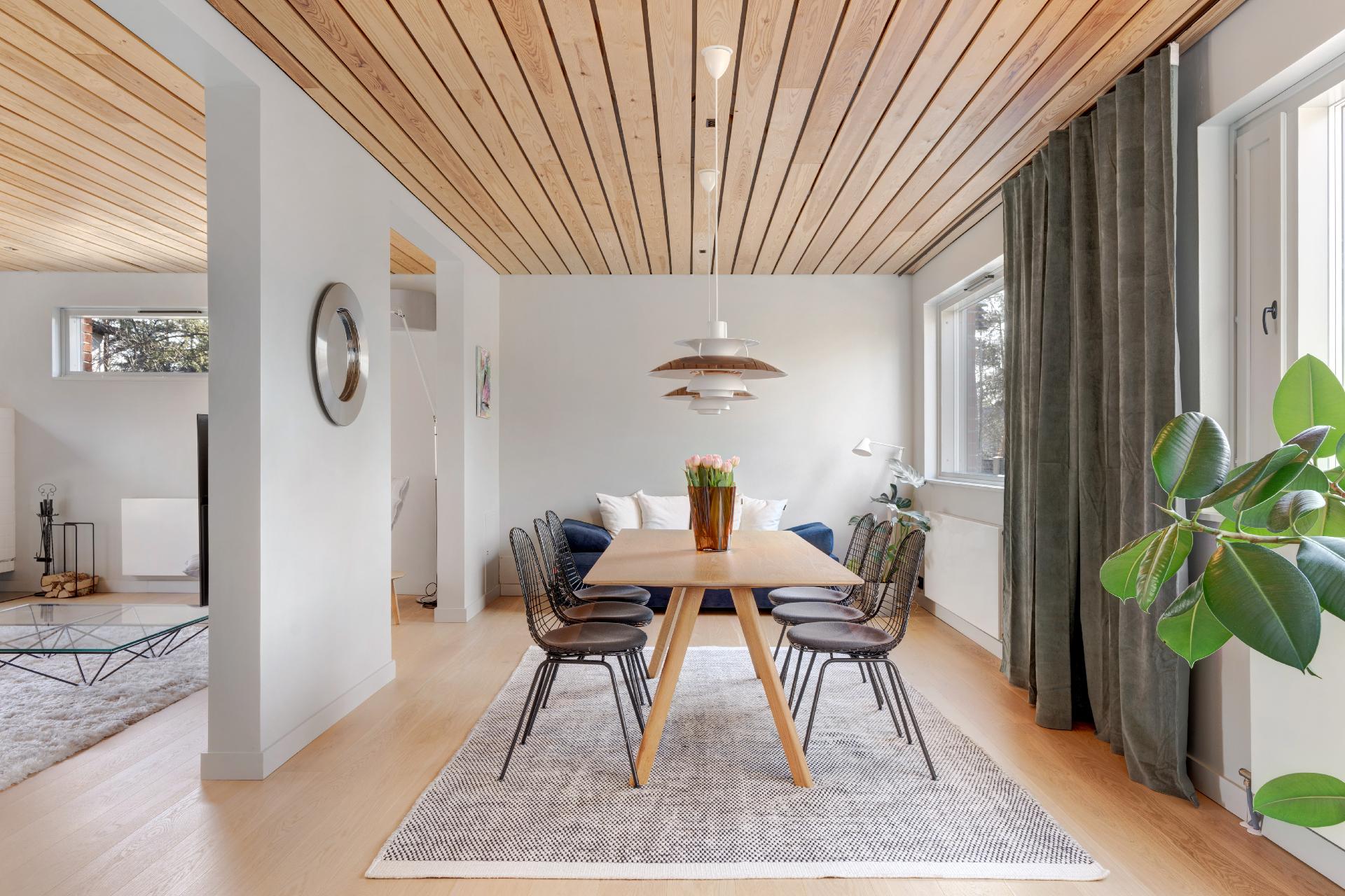 Kavallintie 25, Kauniainen