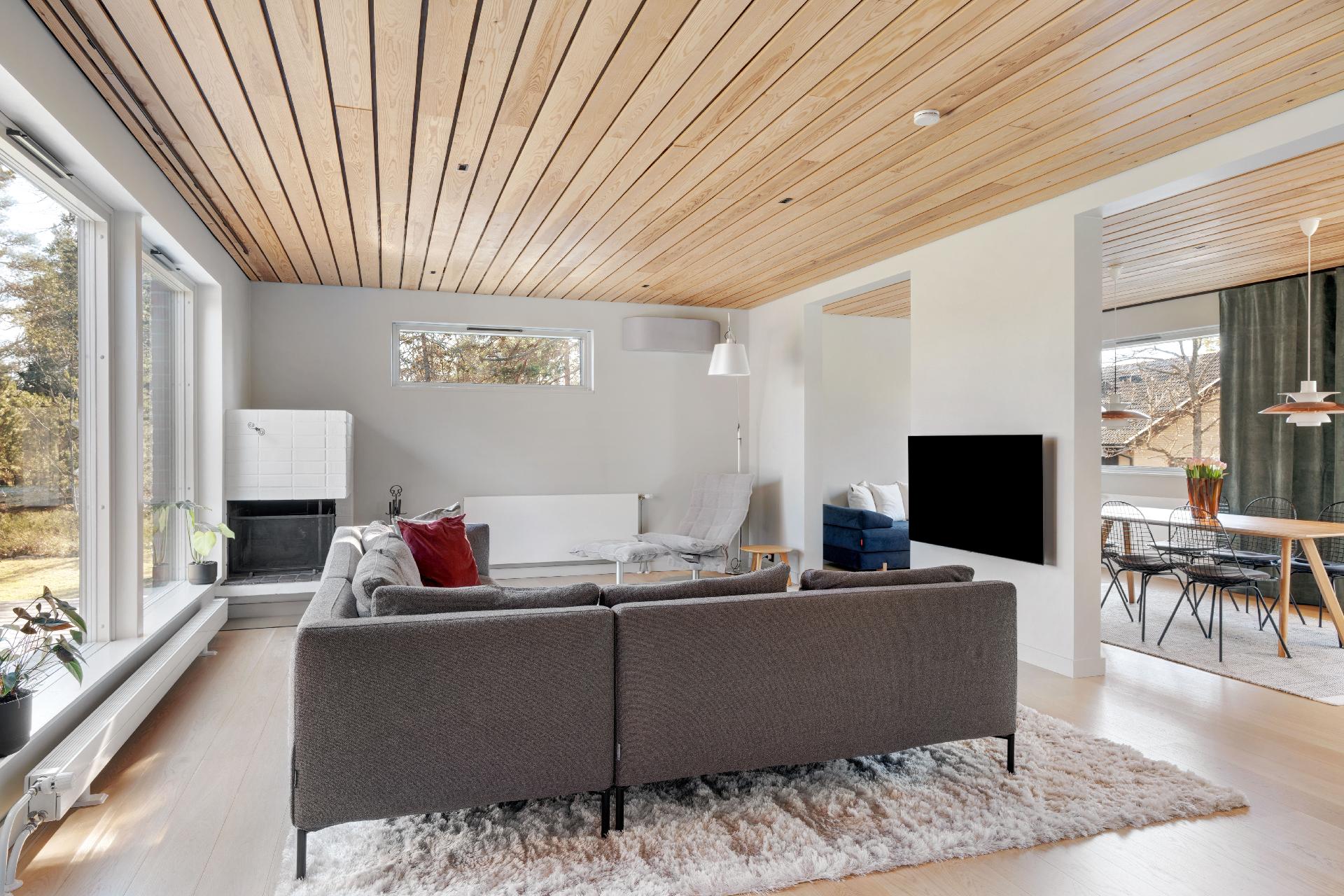 Kavallintie 25, Kauniainen