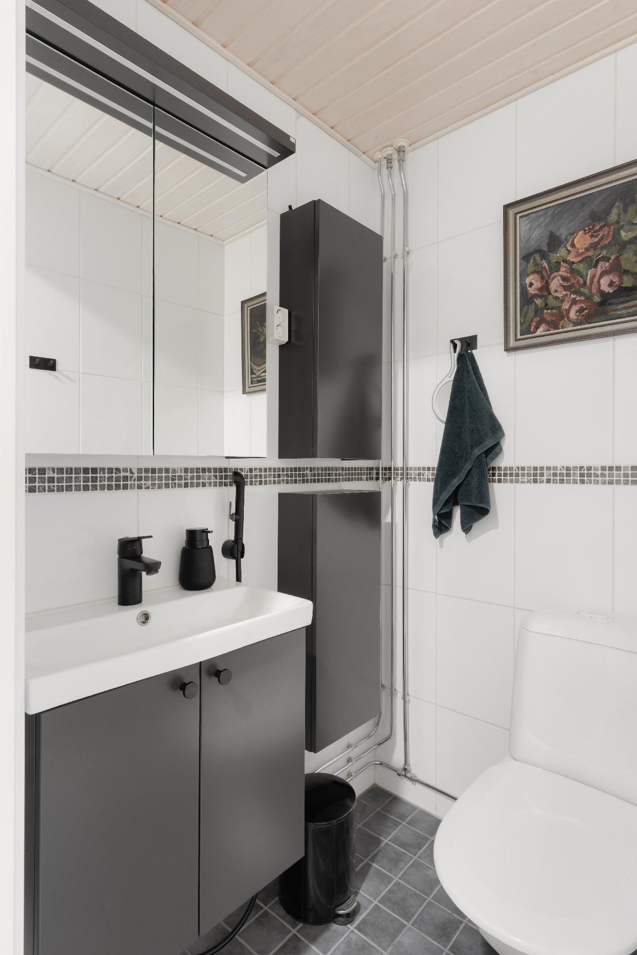 Silkkitehtaantie 1, Tikkurila, Vantaa