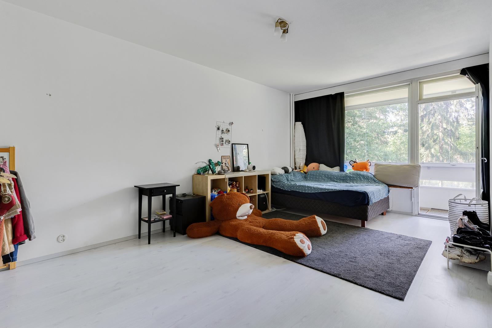 Keinutie 7, Kontula, Helsinki