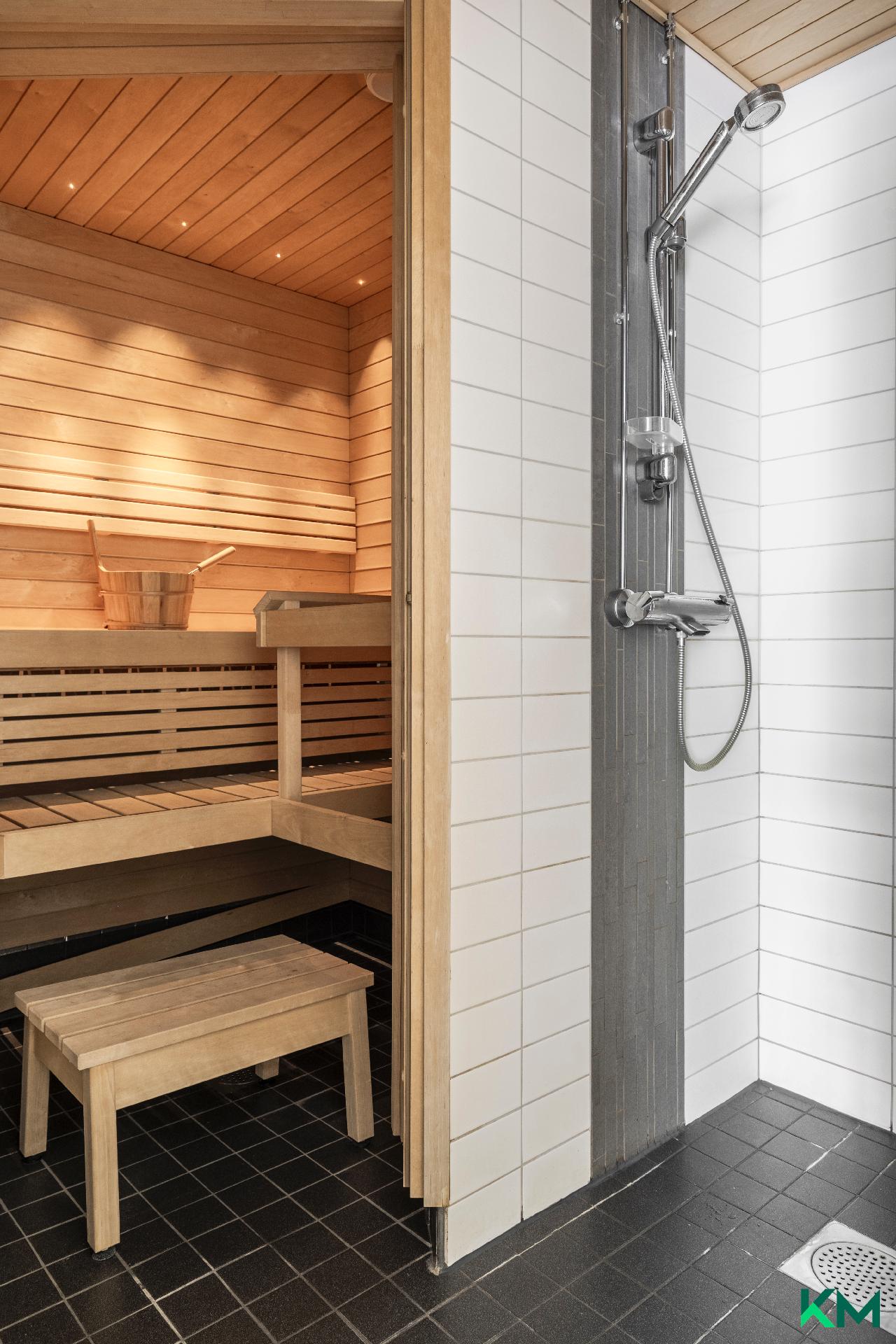 Revontulentie 11, Tapiola, Espoo