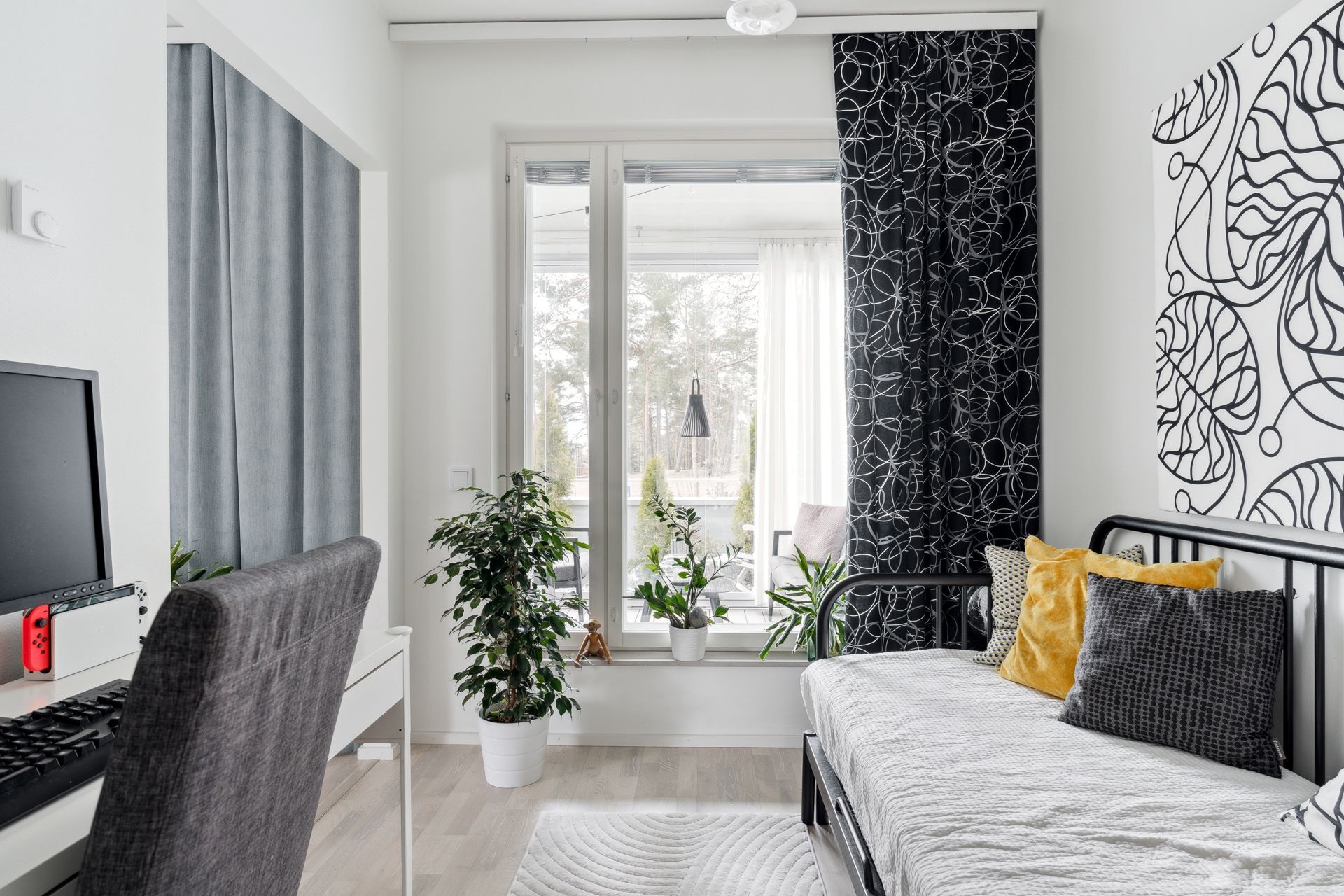 Ruutikellarintie 8, Mäkkylä, Espoo