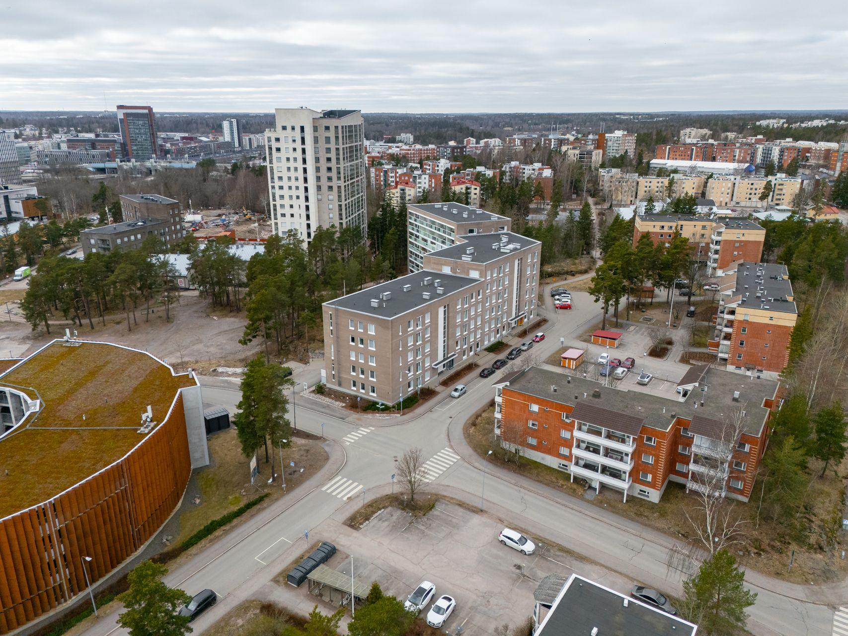 Ruutikellarintie 8, Mäkkylä, Espoo