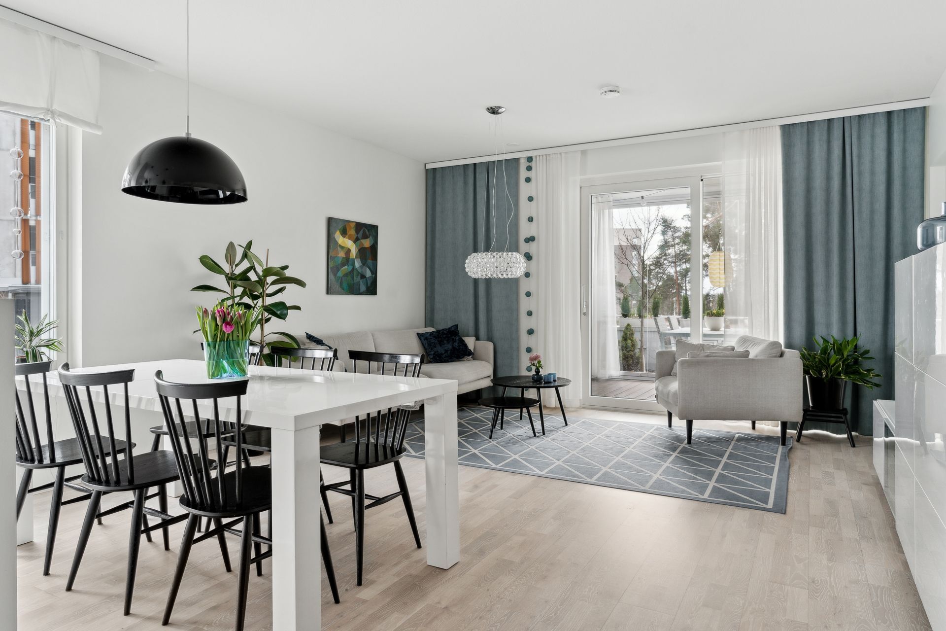 Ruutikellarintie 8, Mäkkylä, Espoo
