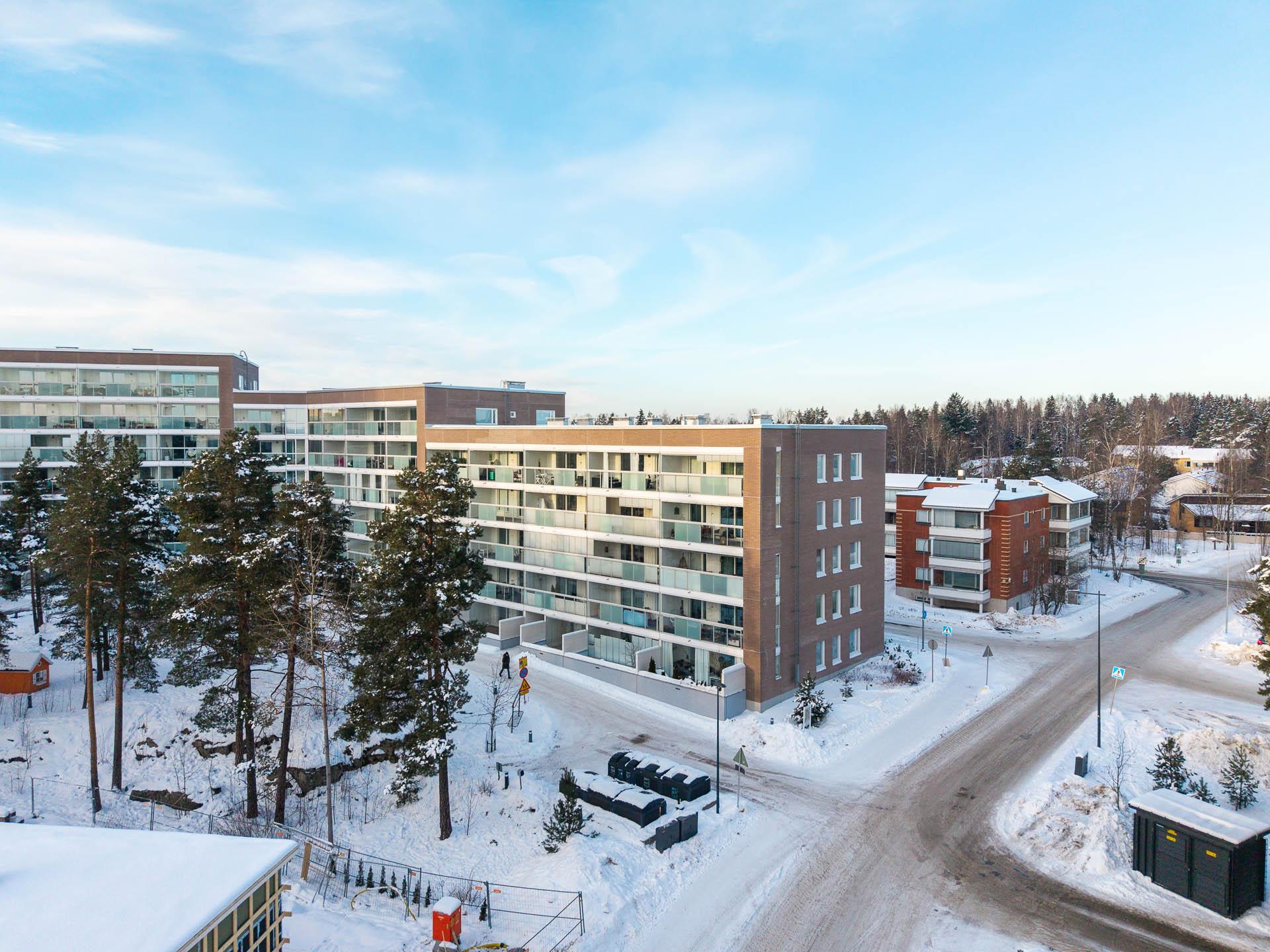 Ruutikellarintie 8, Mäkkylä, Espoo