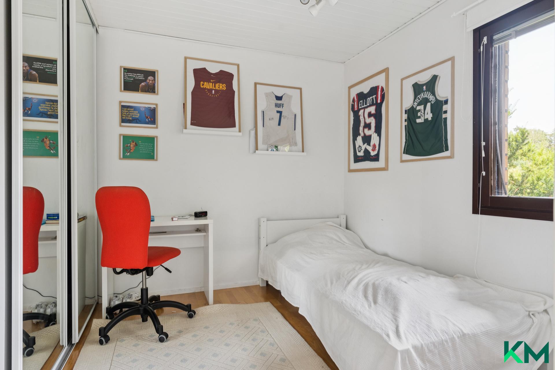 Lokitie 10, Vuosaari, Helsinki