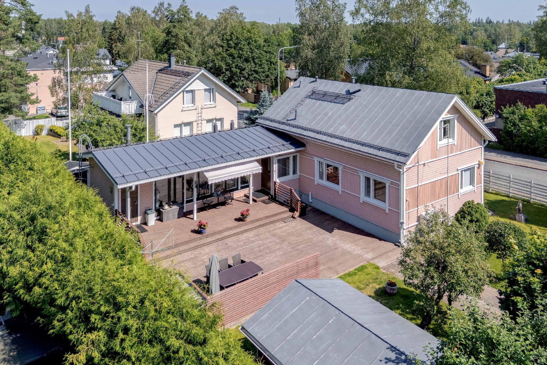 Miilutie 17, Paloheinä, Helsinki