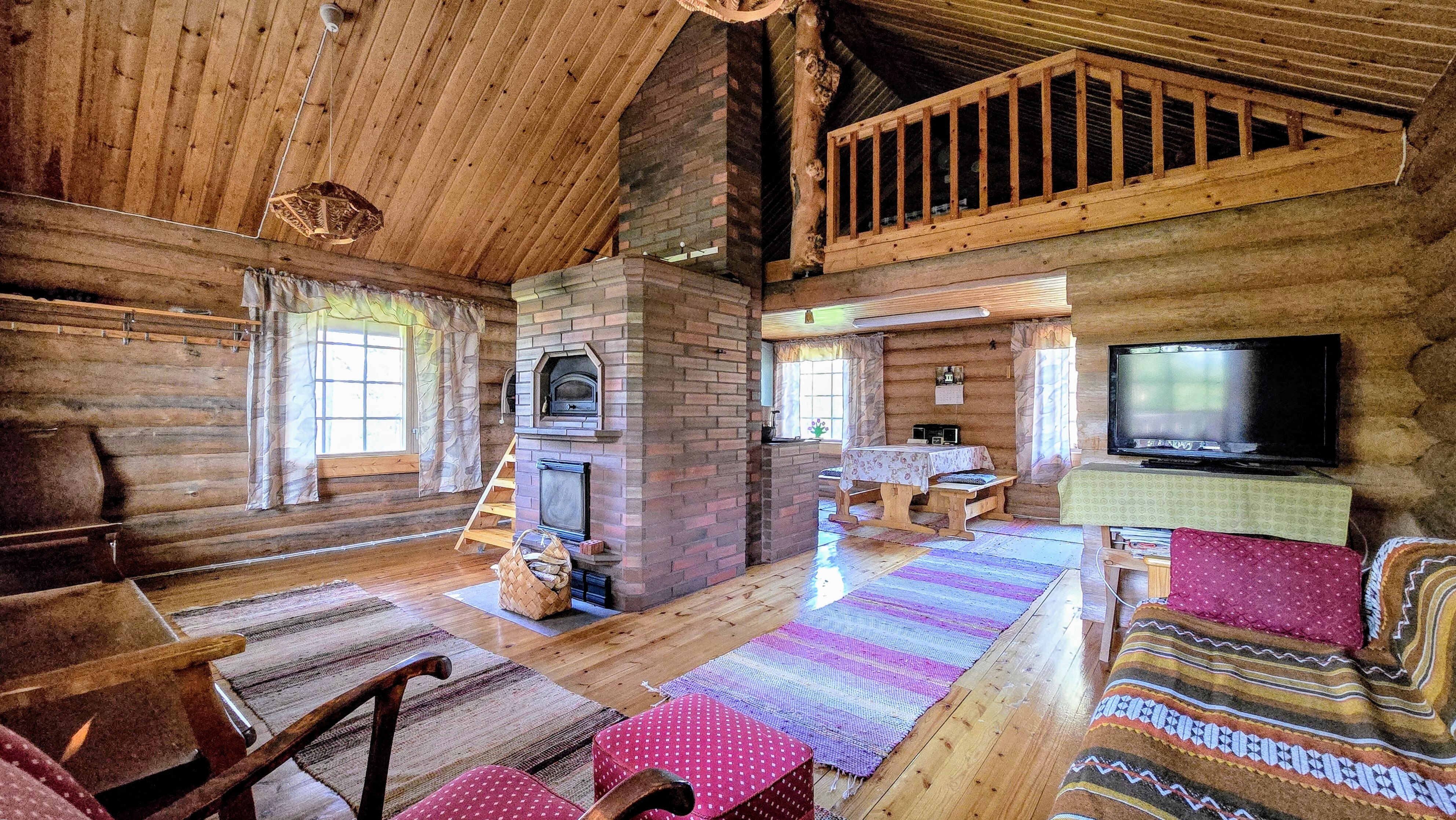 Tilava tupa, jossa varaava takka/leivinuuni