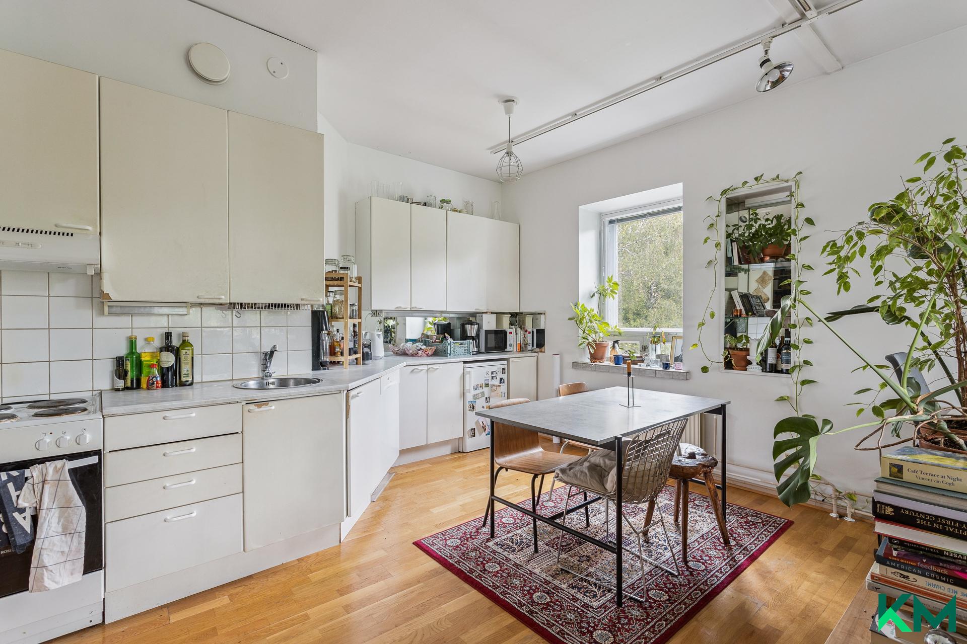 Munkkiniemen puistotie 21, Munkkiniemi, Helsinki