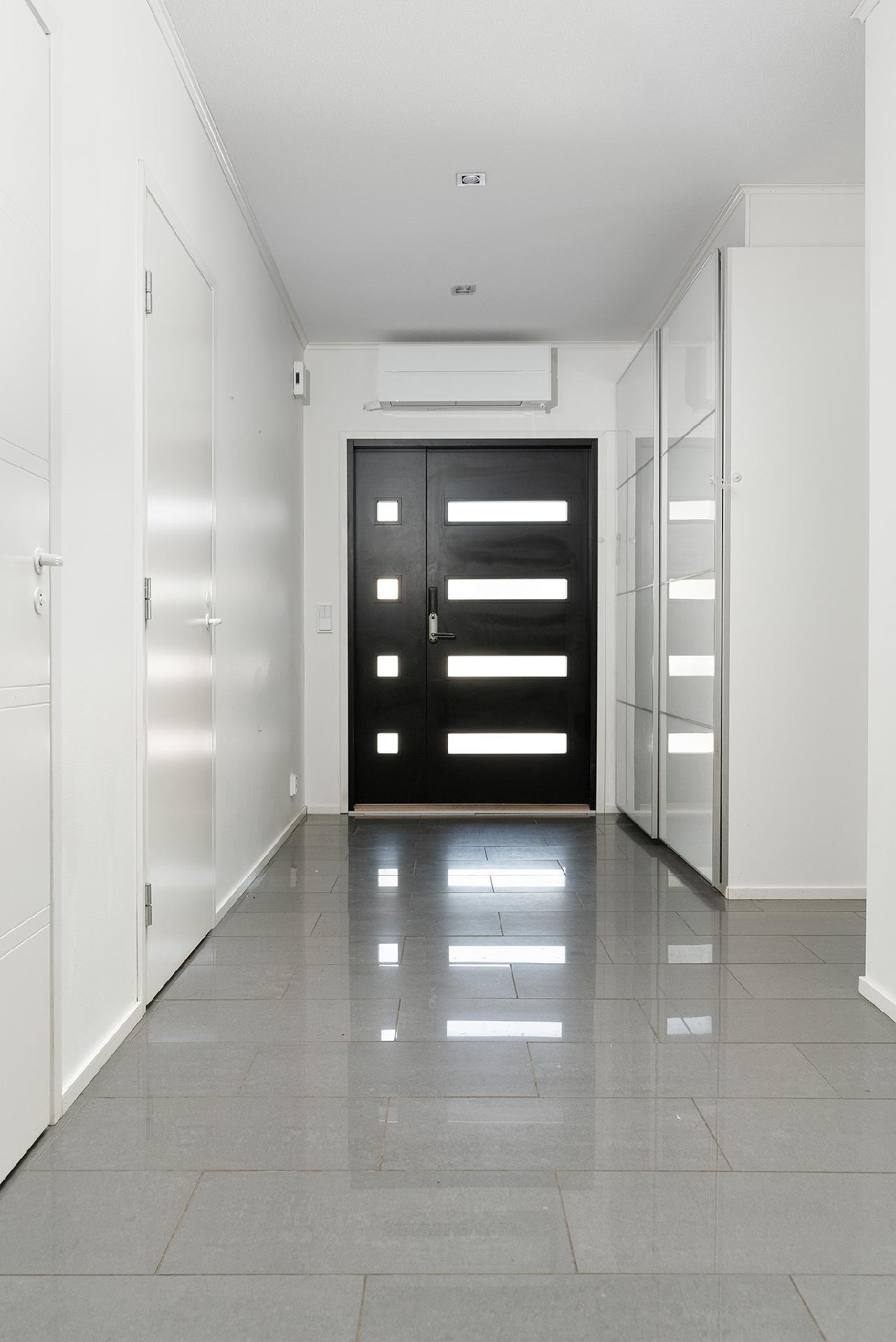 Pyhäjärventie 17, Vihola, Nokia