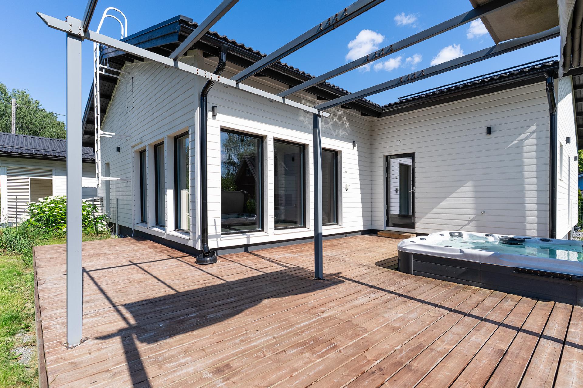 Pyhäjärventie 17, Vihola, Nokia