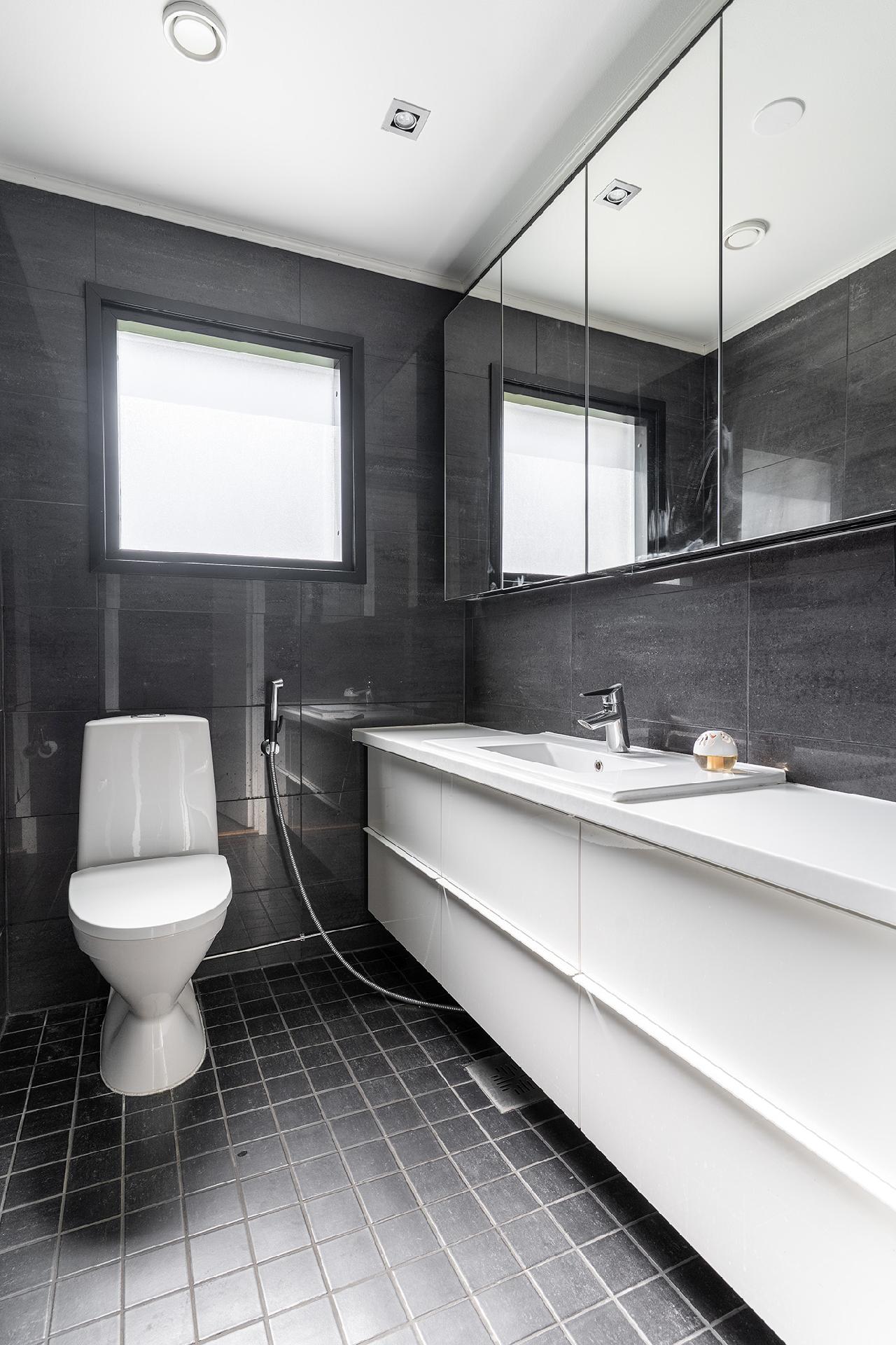 Pyhäjärventie 17, Vihola, Nokia