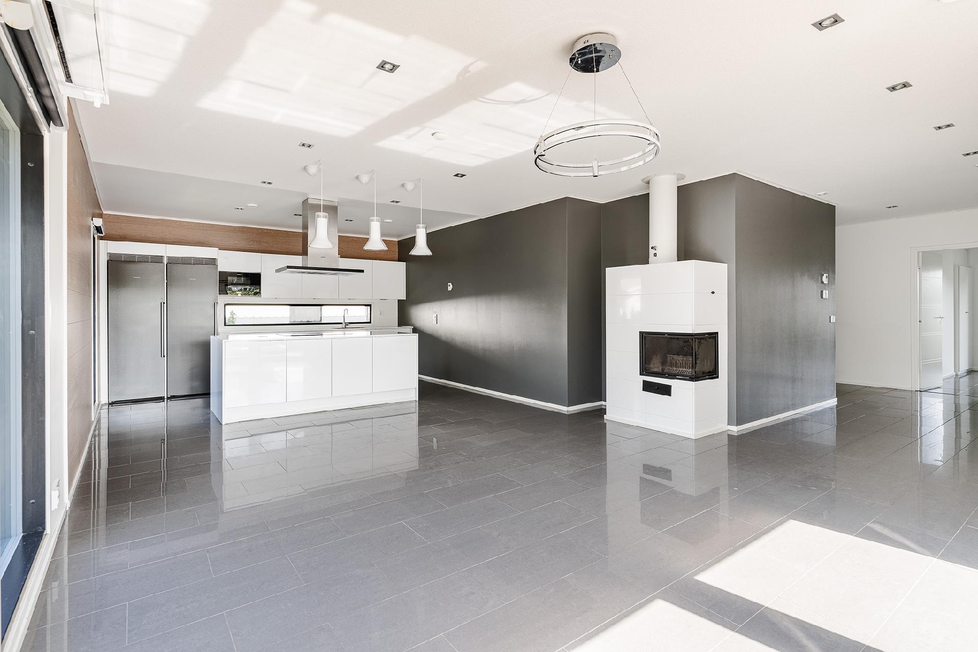 Pyhäjärventie 17, Vihola, Nokia