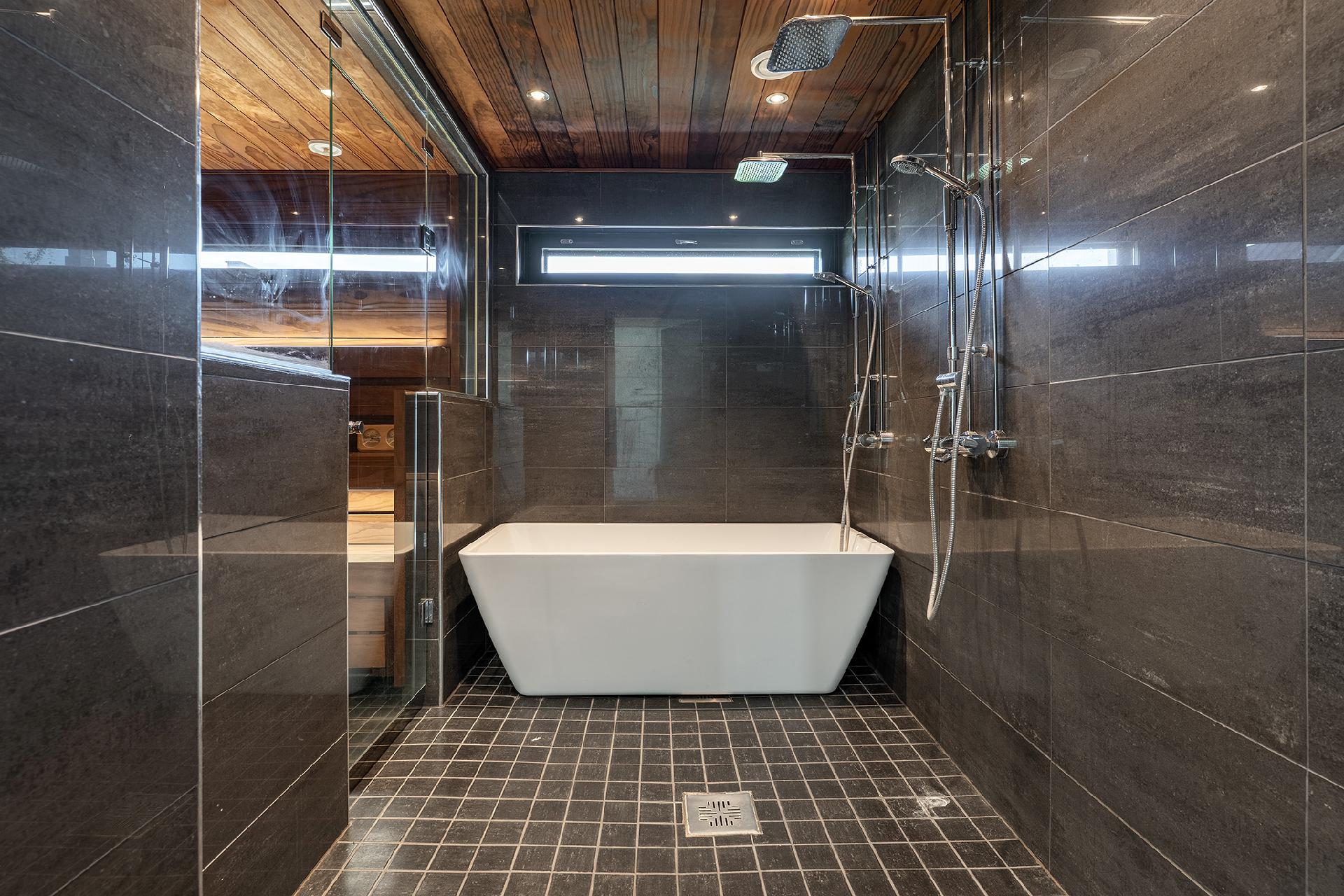 Pyhäjärventie 17, Vihola, Nokia