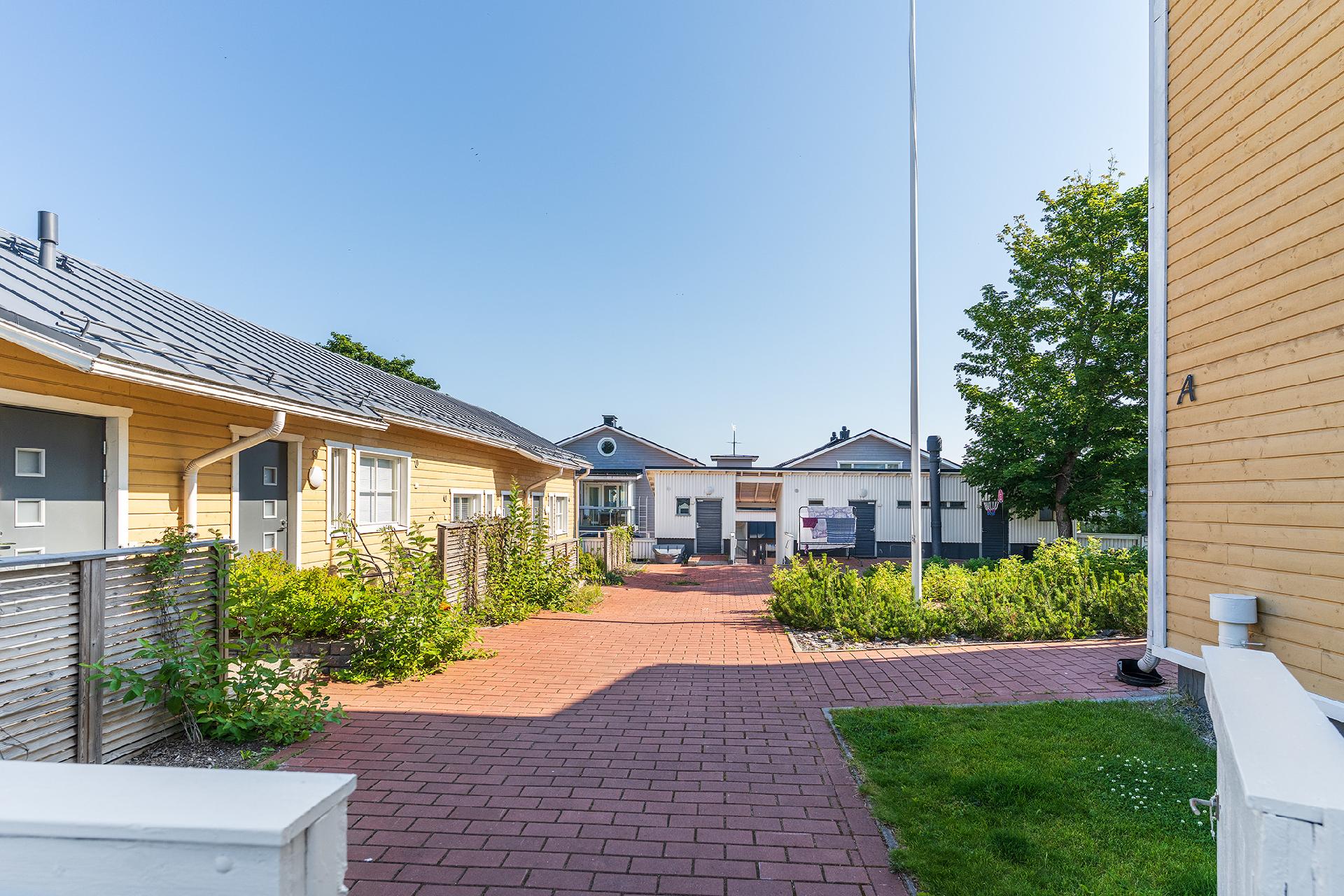 Pispalanharju 8, Pispala, Tampere
