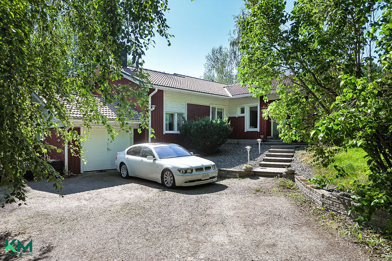 Metsänneidontie 4, Kalliola, Hollola