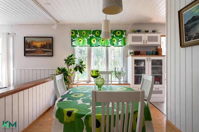 Metsänneidontie 4, Kalliola, Hollola